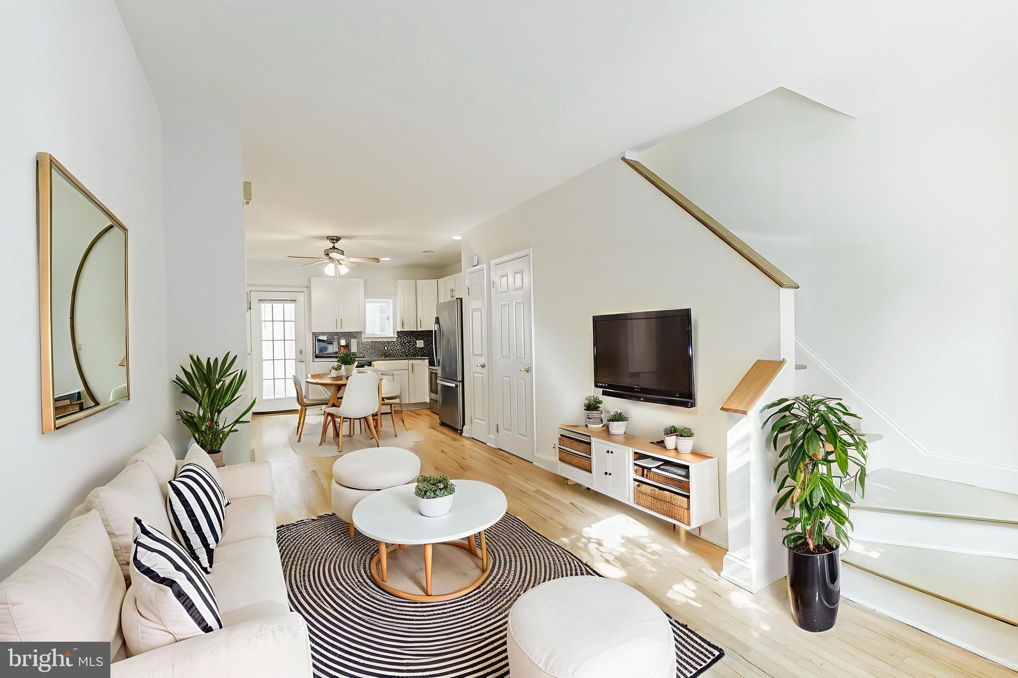 BELLA VISTA - Residential