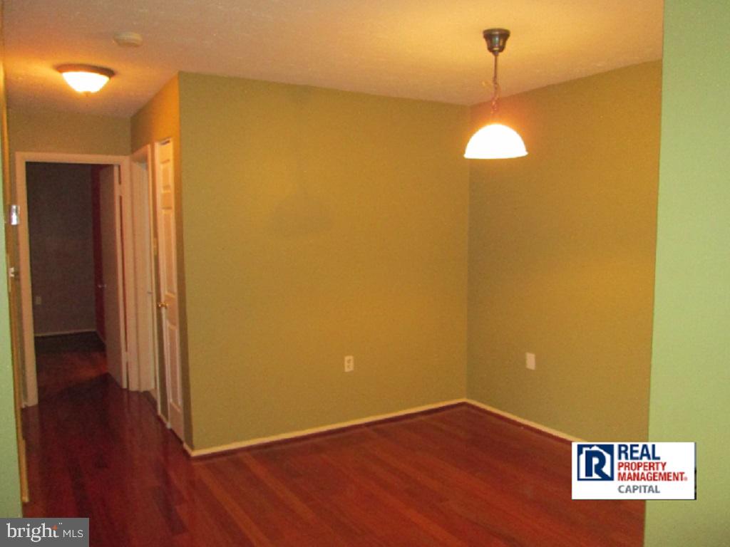 GREENBRIAR CONDO PHASE I - Residential Lease