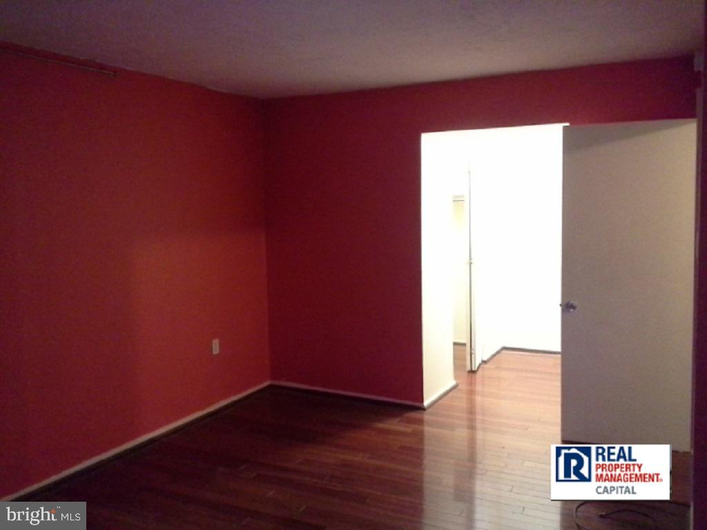 GREENBRIAR CONDO PHASE I - Residential Lease