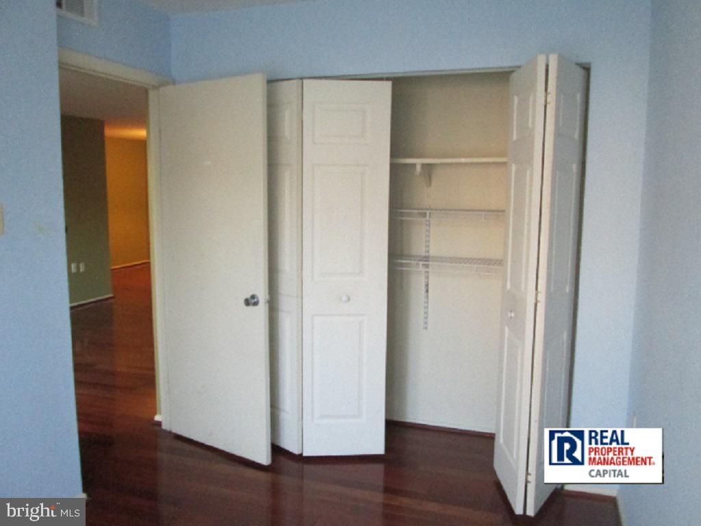 GREENBRIAR CONDO PHASE I - Residential Lease