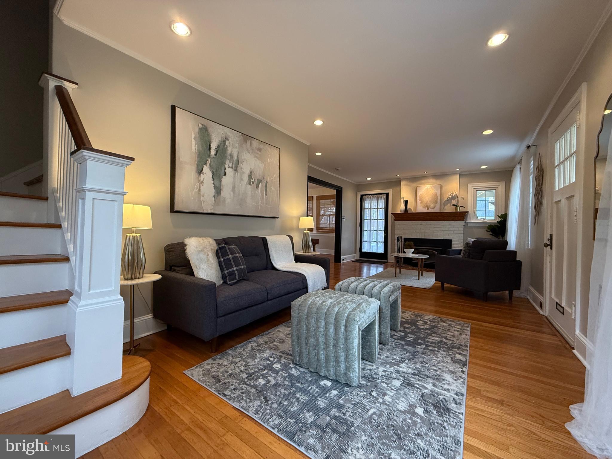 GLENSIDE - Residential