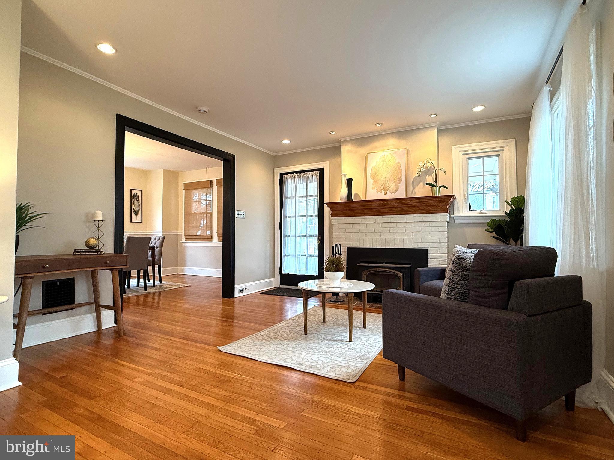 GLENSIDE - Residential