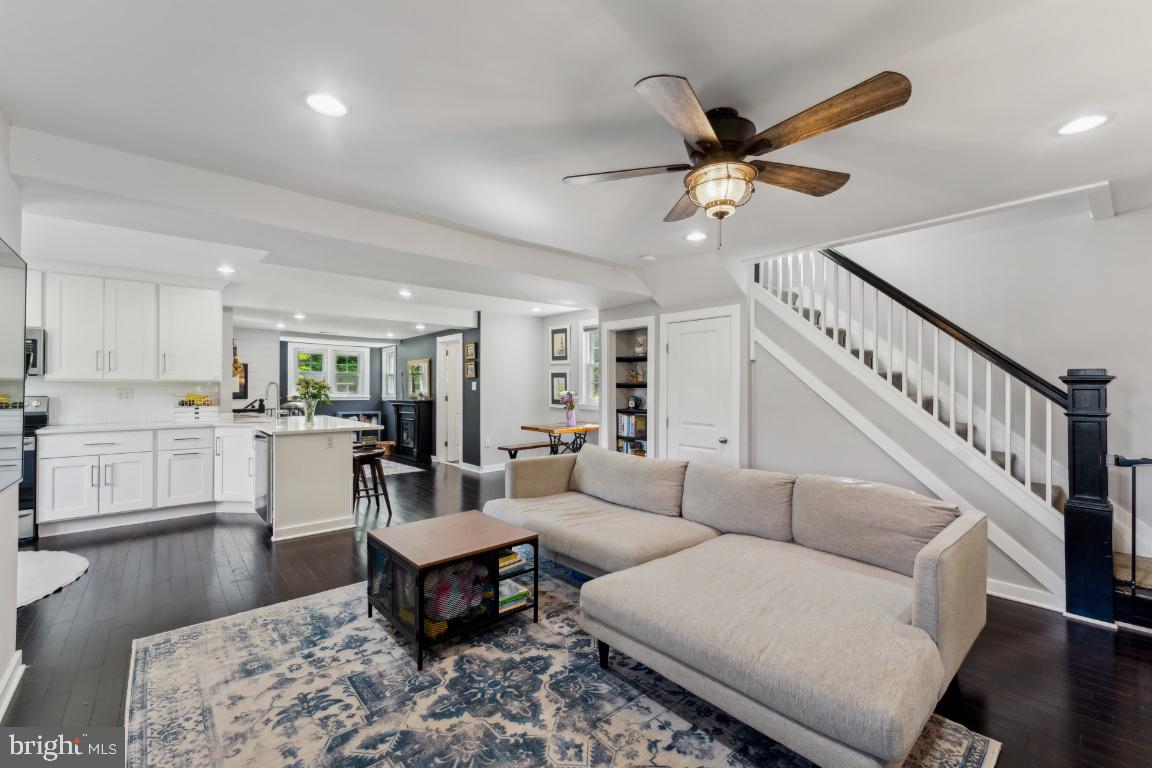 927 ANNAPOLIS ROAD