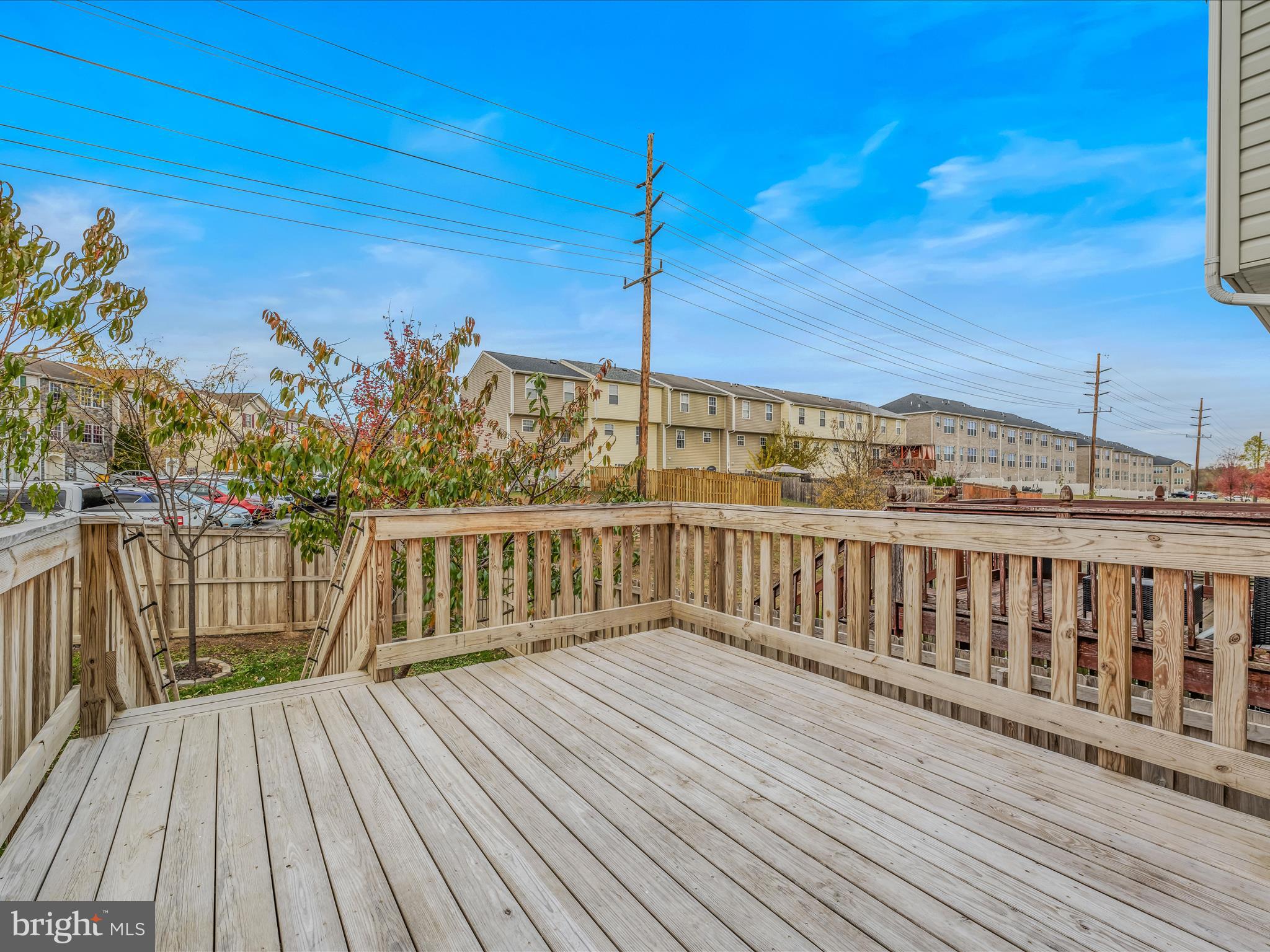 MILLS FARM - Residential