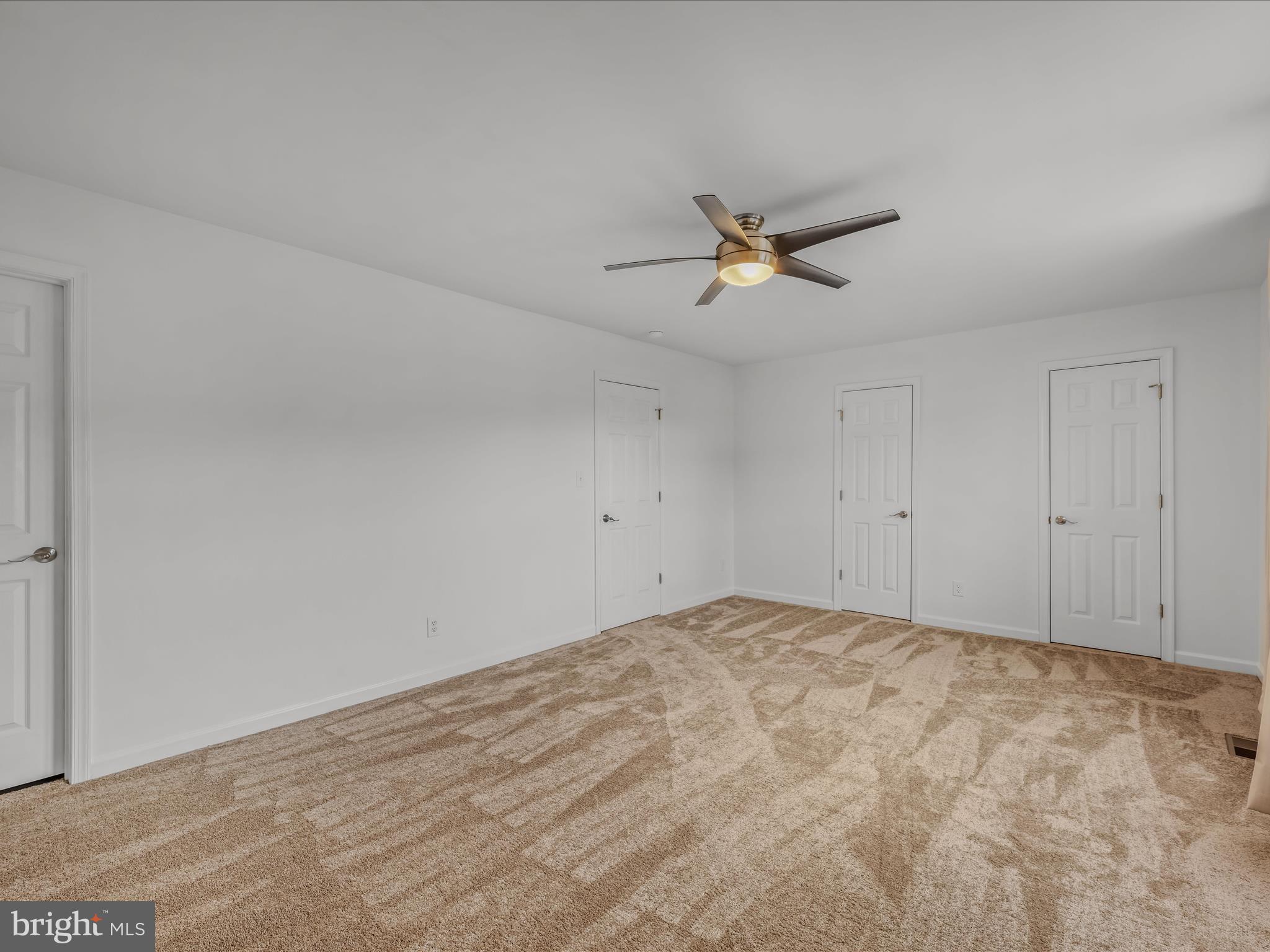 MILLS FARM - Residential