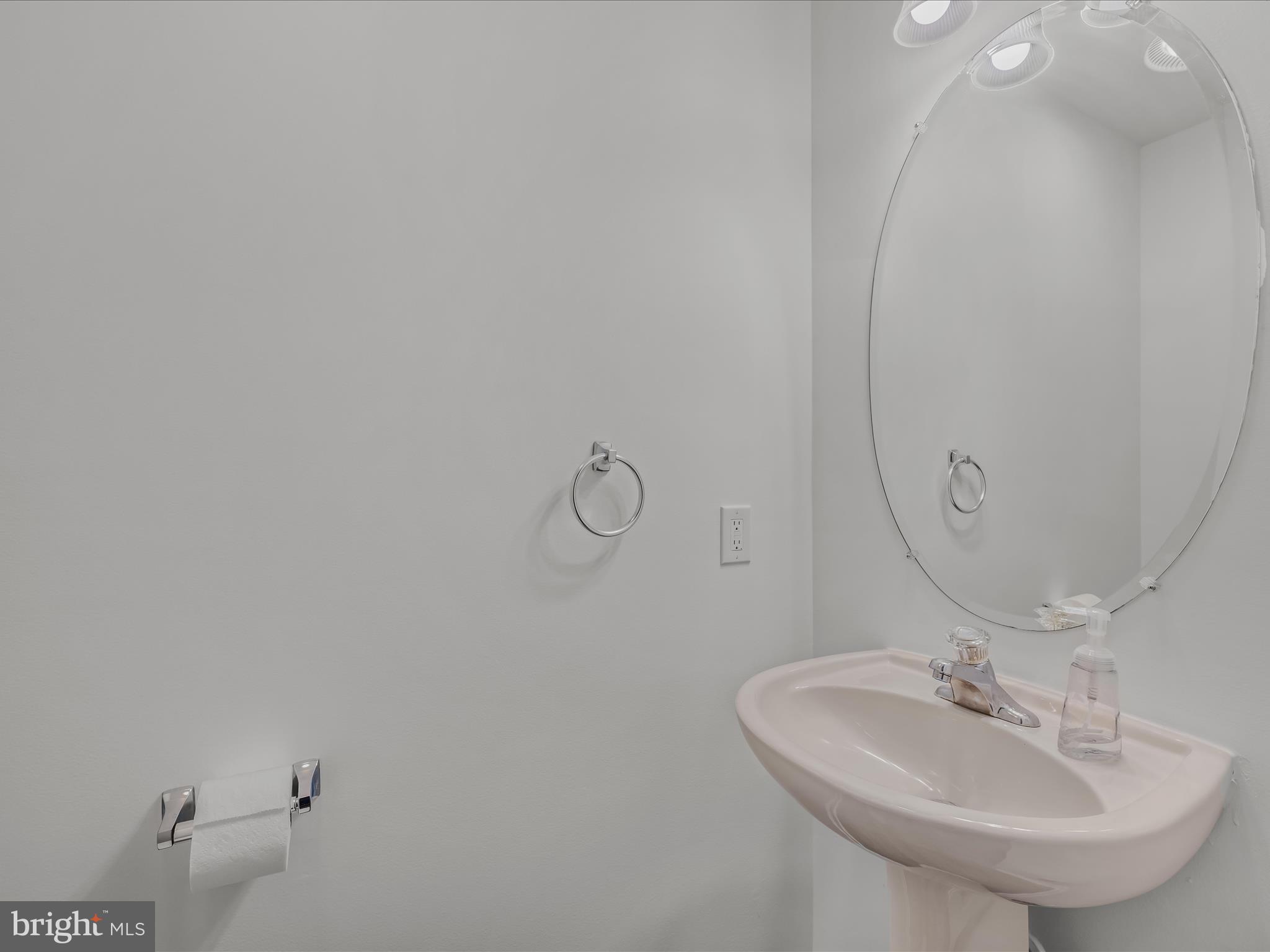 MILLS FARM - Residential