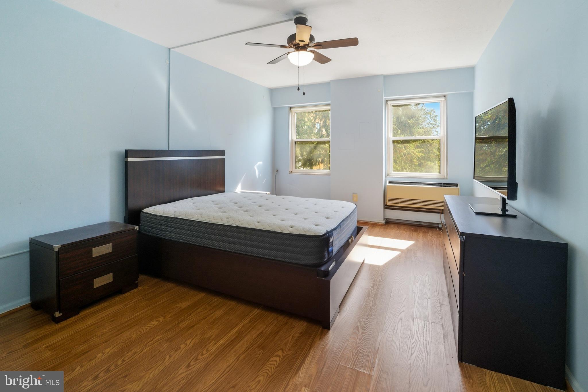 ELKINS PARK HOUSE - Residential