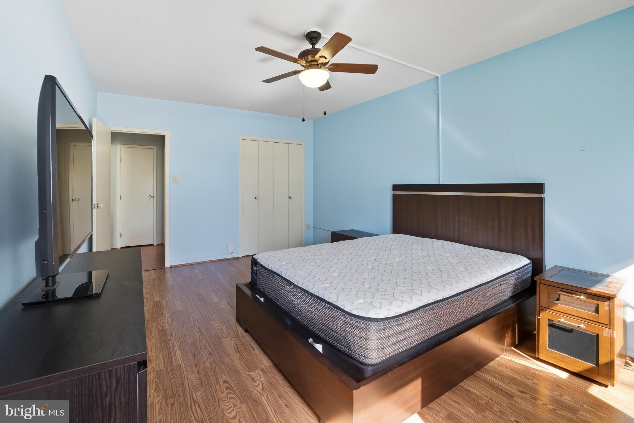 ELKINS PARK HOUSE - Residential