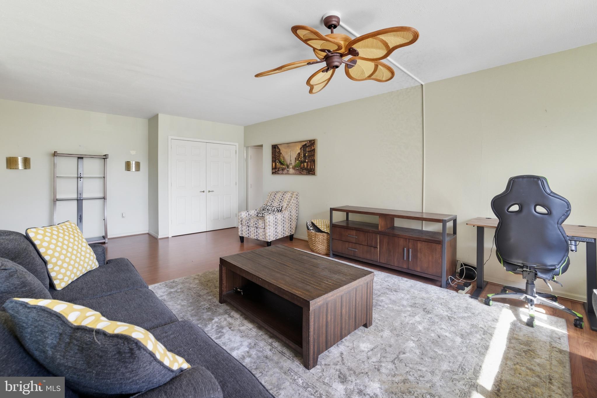 ELKINS PARK HOUSE - Residential