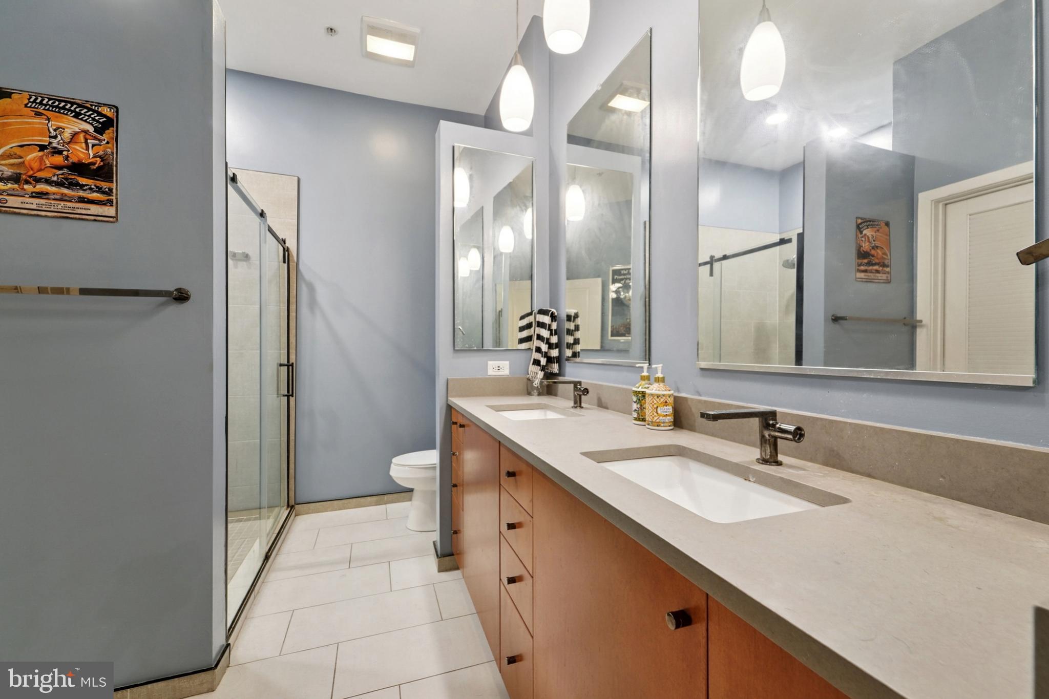 TWELVE09 - Residential