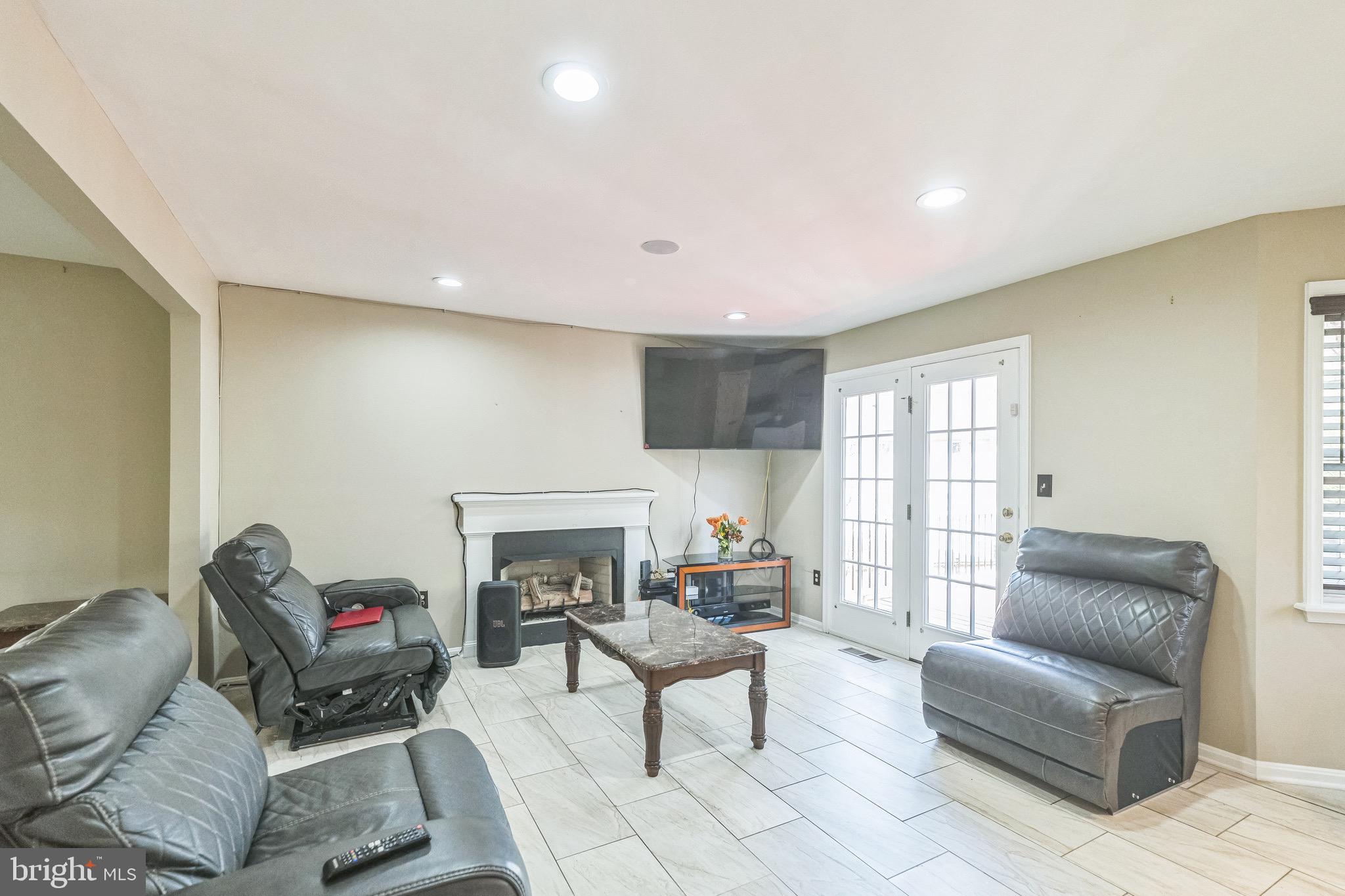 CAVALRY RUN - Residential