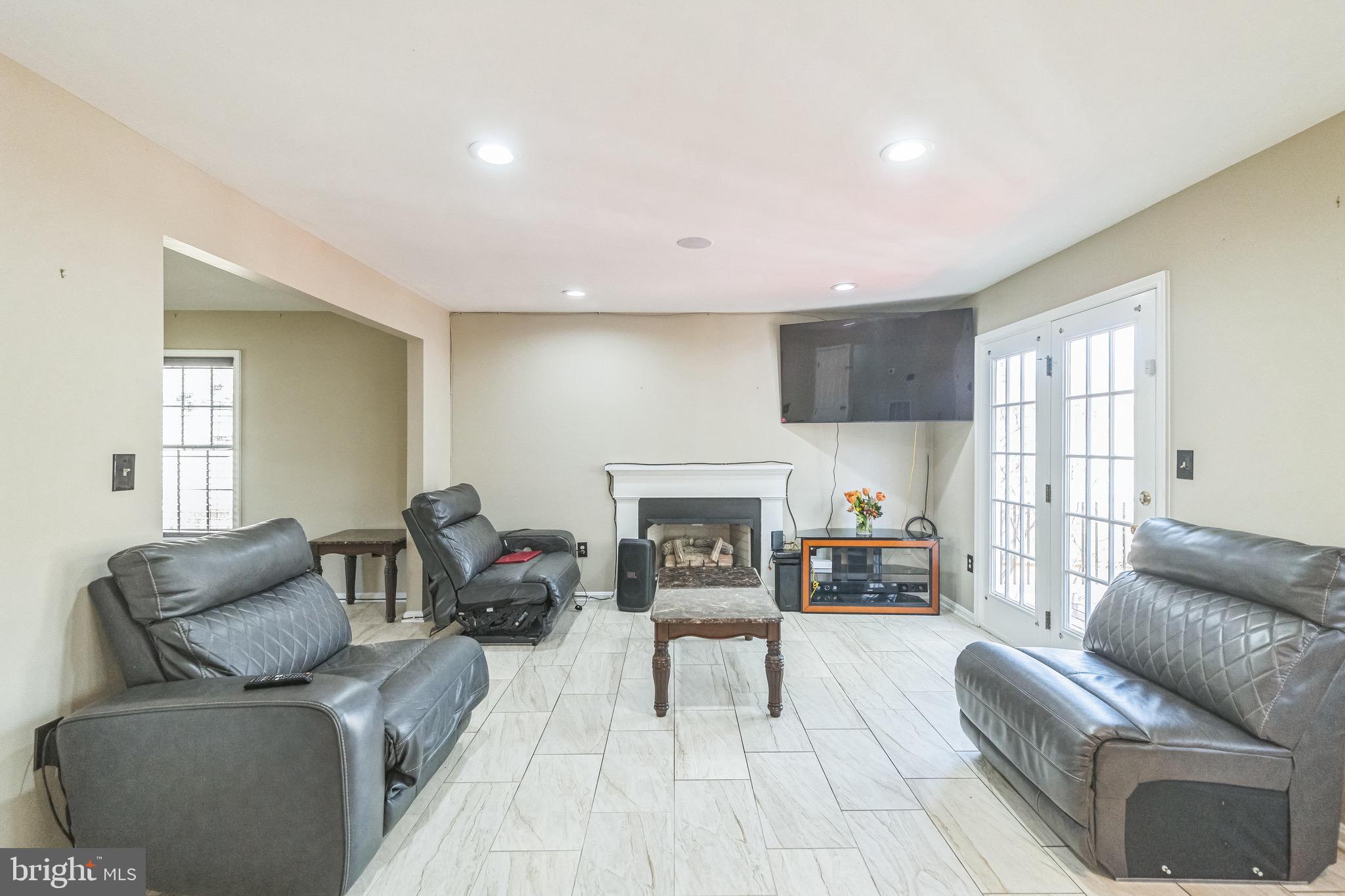 CAVALRY RUN - Residential