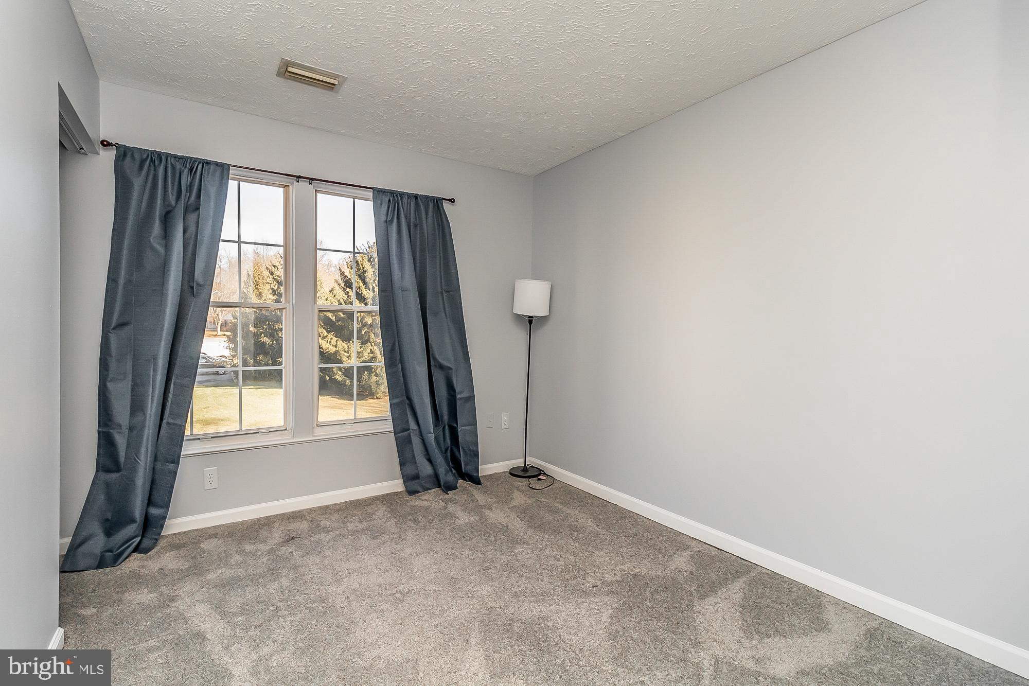 VILLAGE OF THOMAS RUN - Residential