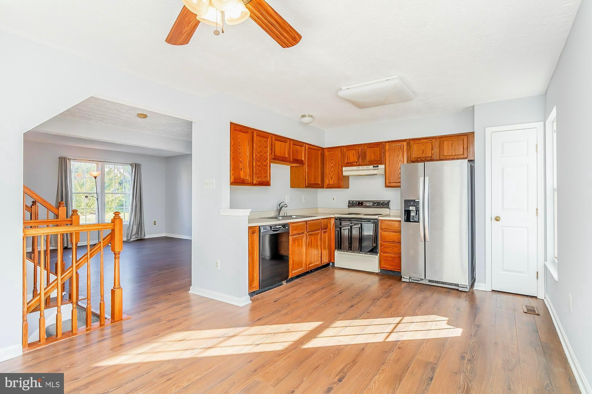 VILLAGE OF THOMAS RUN - Residential