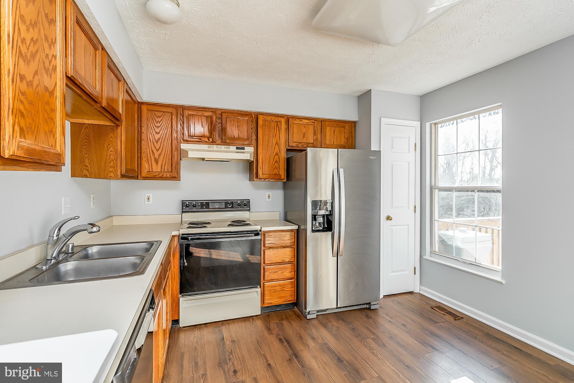 VILLAGE OF THOMAS RUN - Residential