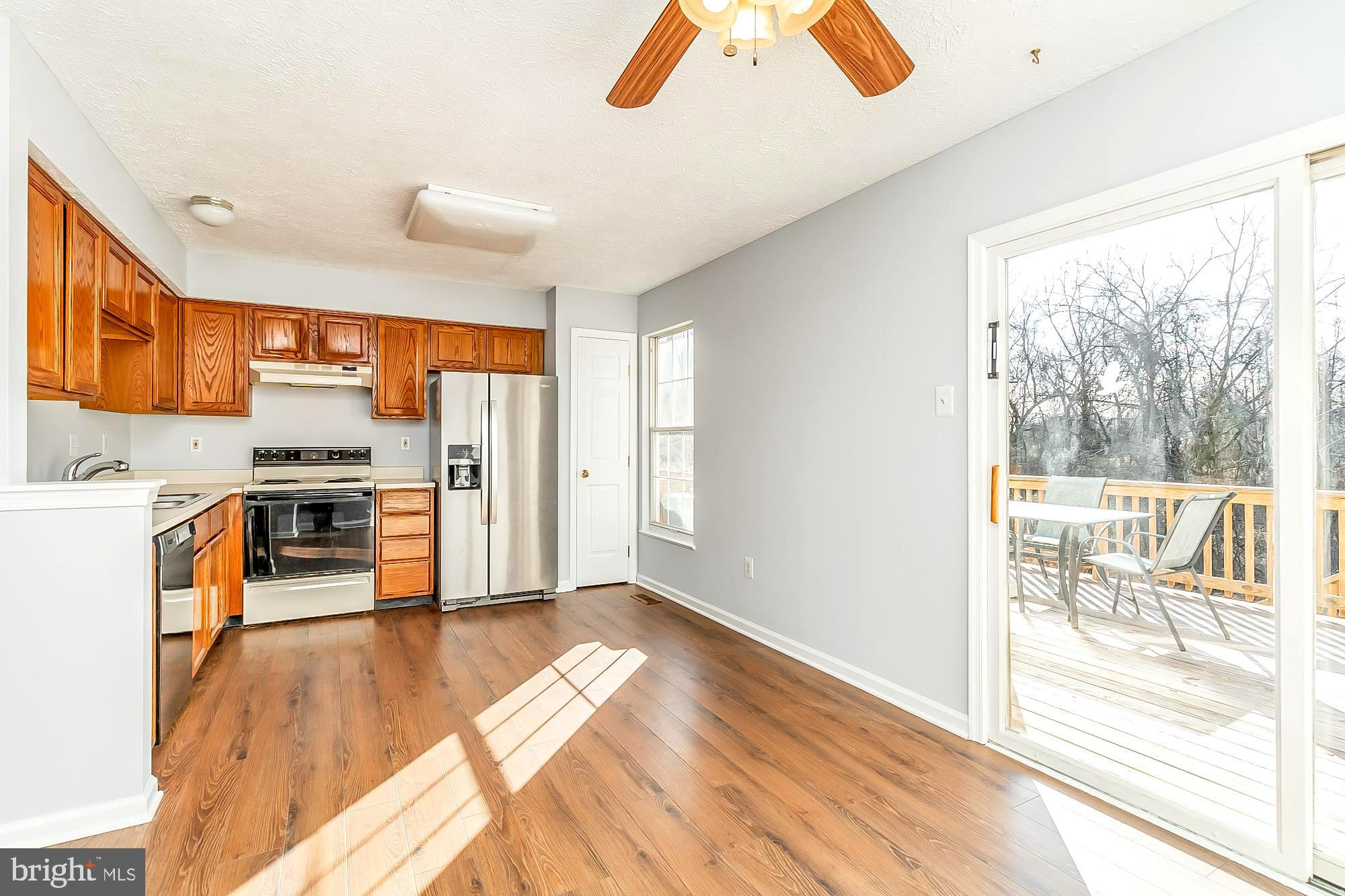 VILLAGE OF THOMAS RUN - Residential