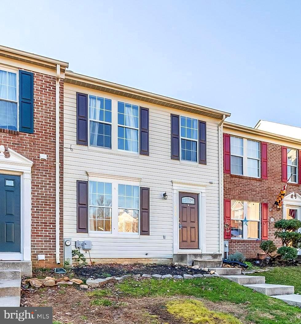 VILLAGE OF THOMAS RUN - Residential