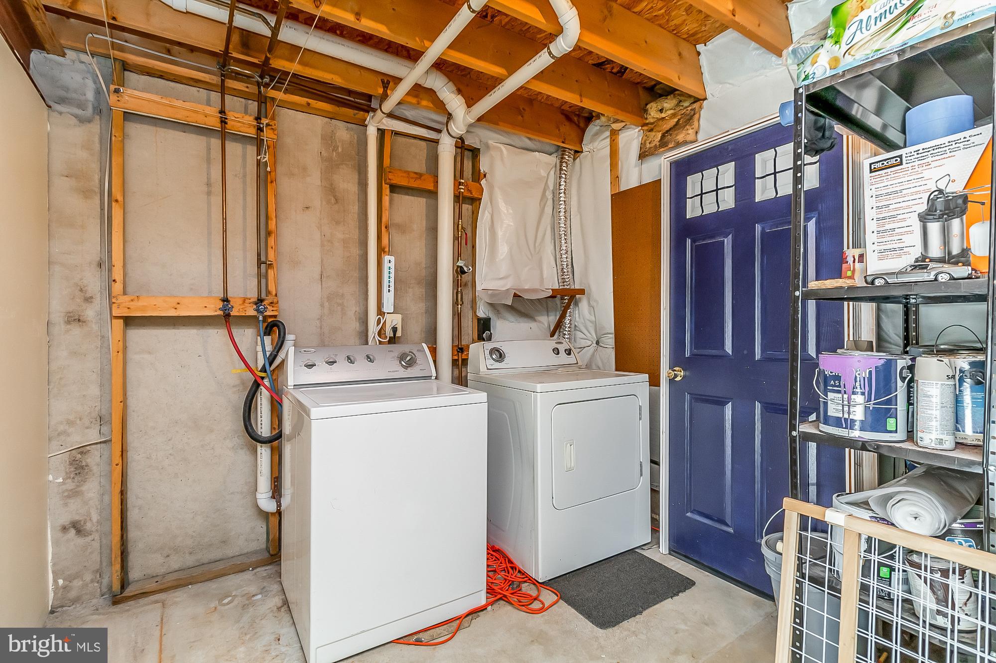 VILLAGE OF THOMAS RUN - Residential