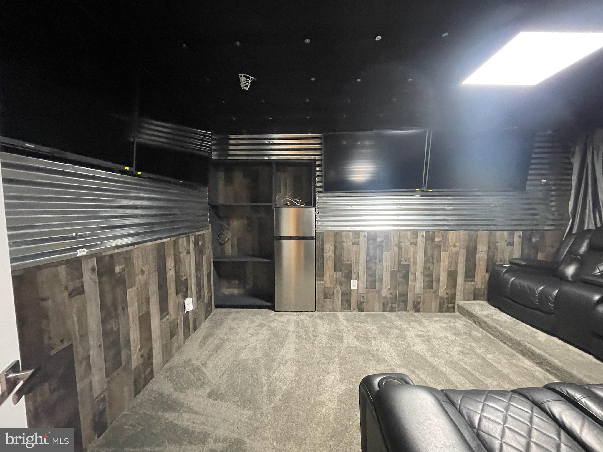 LAKE LINGANORE EAGLEHEAD - Residential