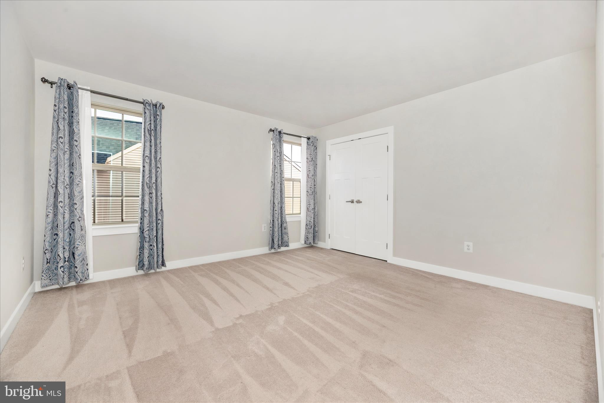 LAKE LINGANORE EAGLEHEAD - Residential