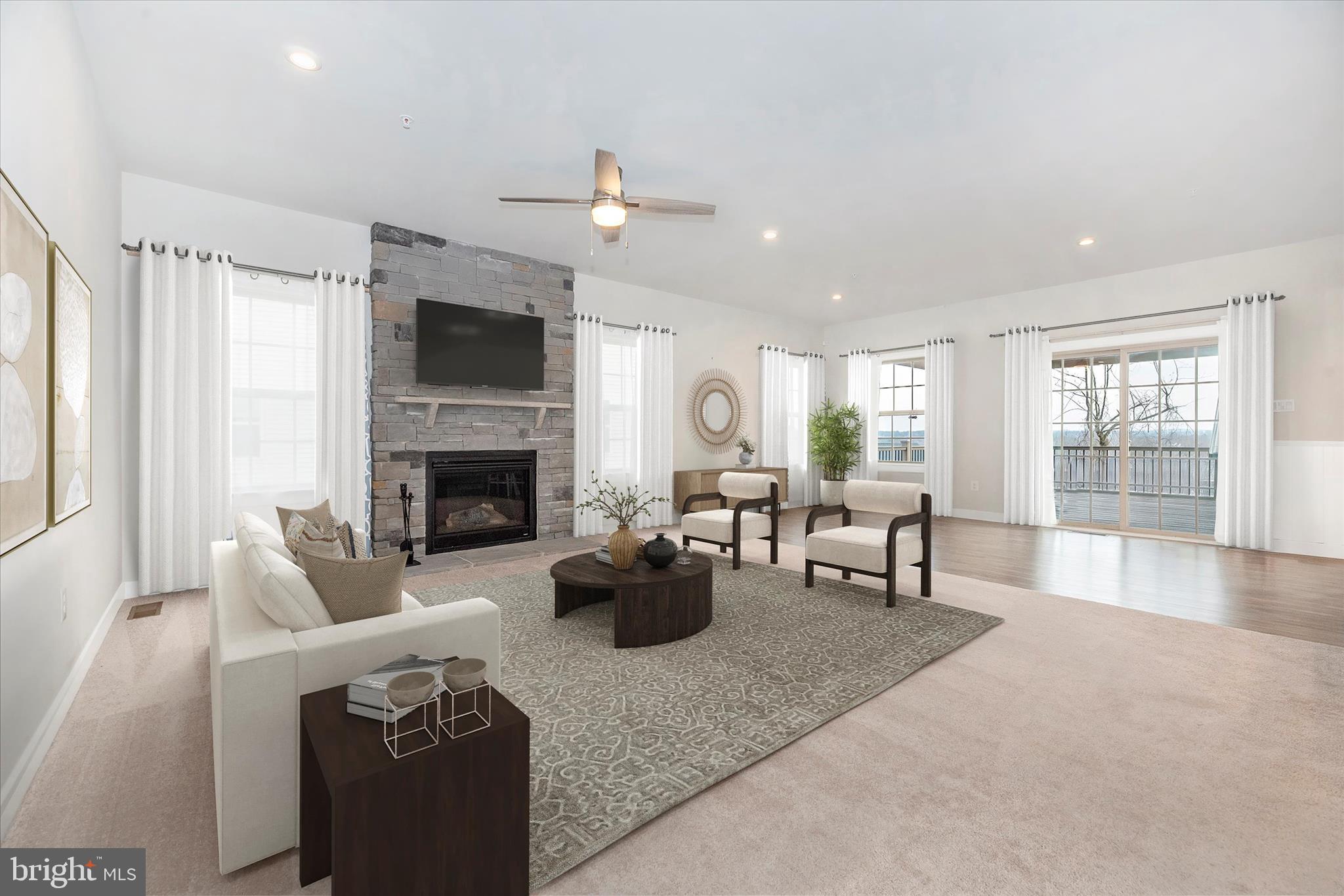 LAKE LINGANORE EAGLEHEAD - Residential