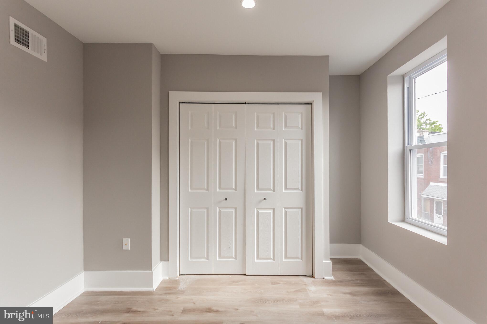 GRAYS FERRY - Residential Lease
