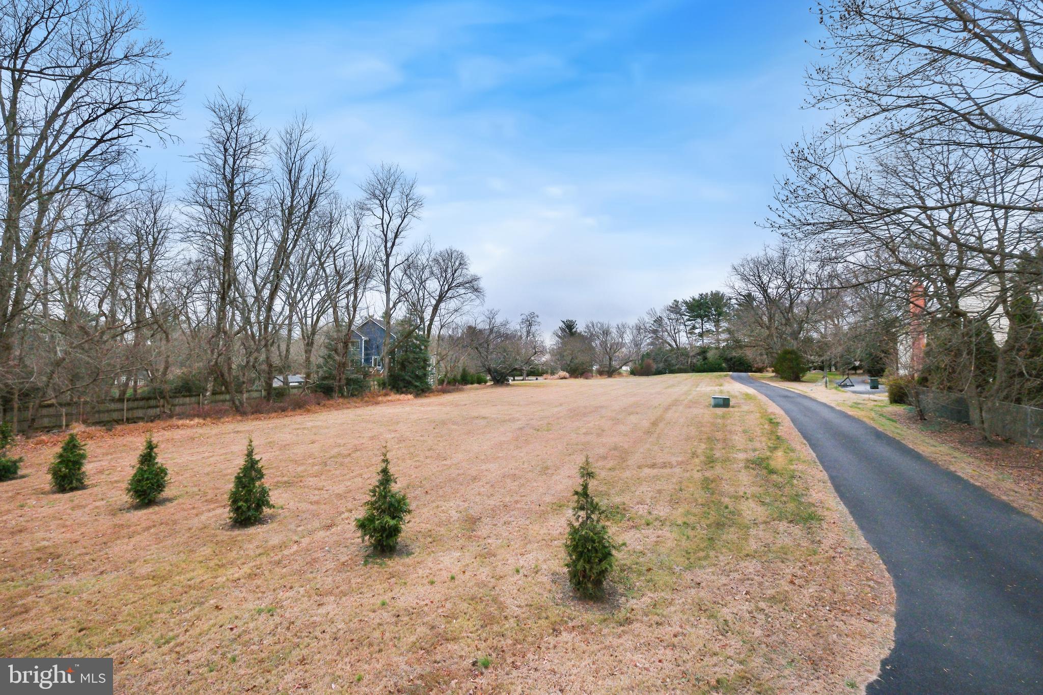 DARNESTOWN OUTSIDE - Residential