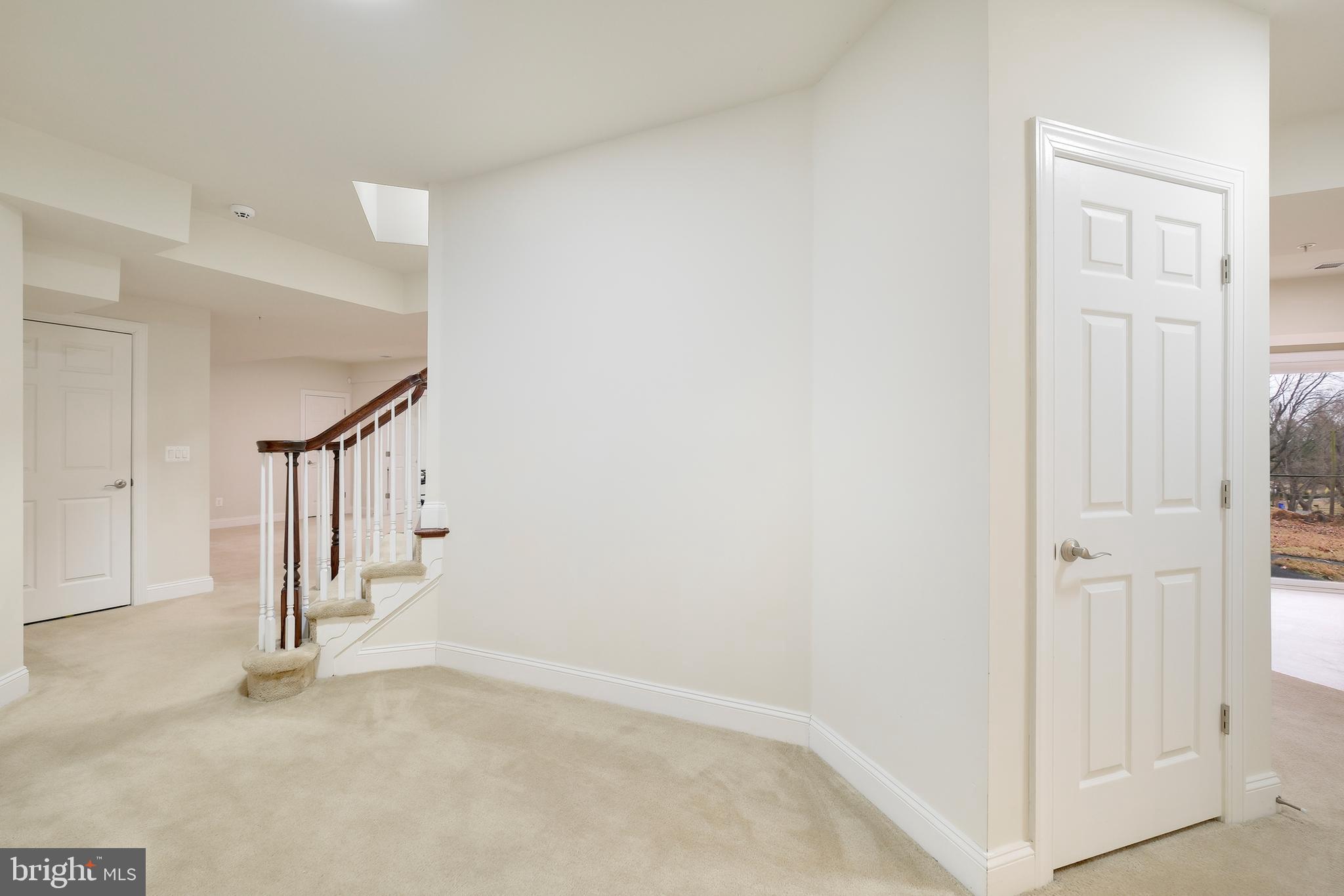 DARNESTOWN OUTSIDE - Residential