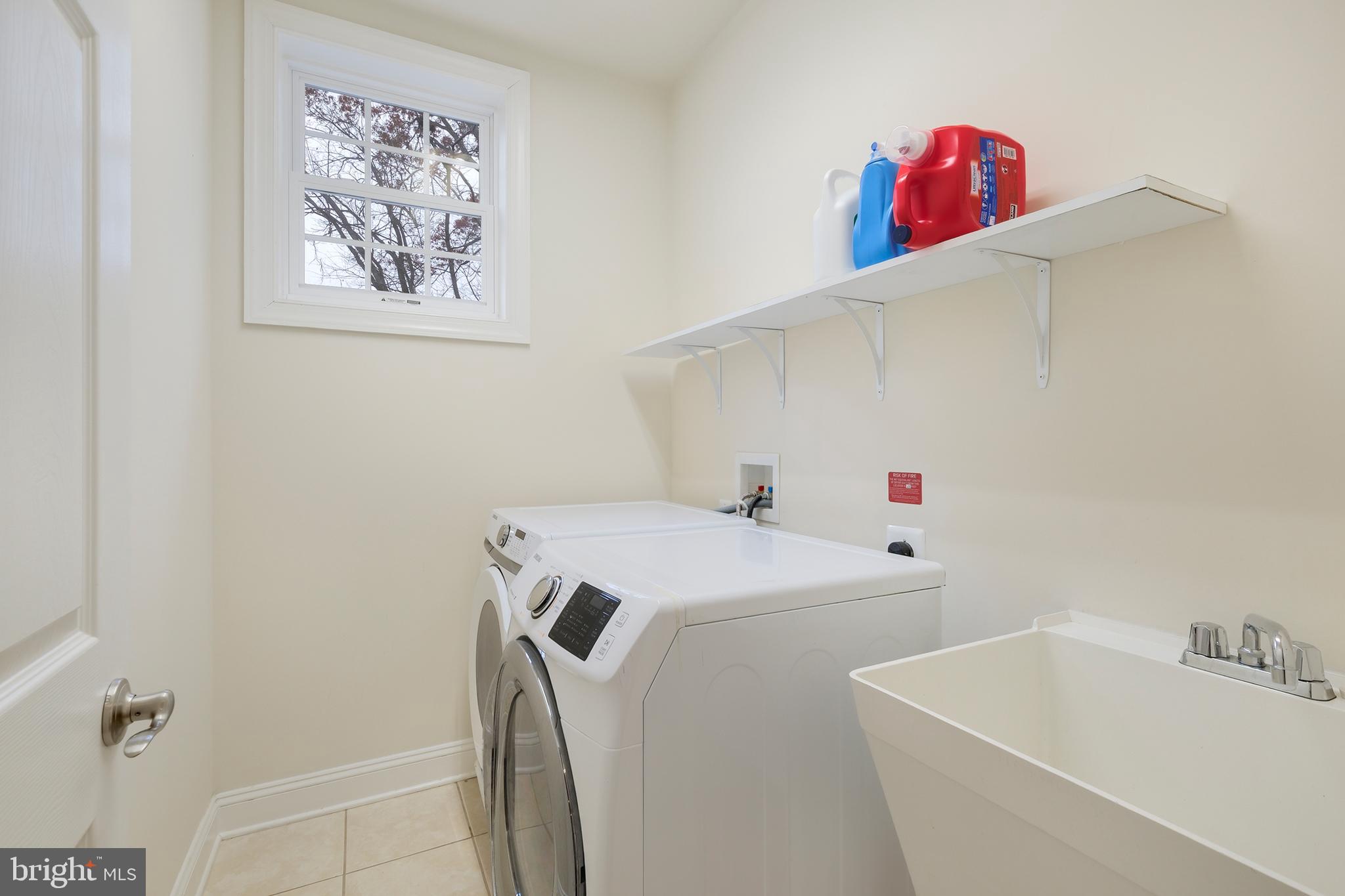 DARNESTOWN OUTSIDE - Residential