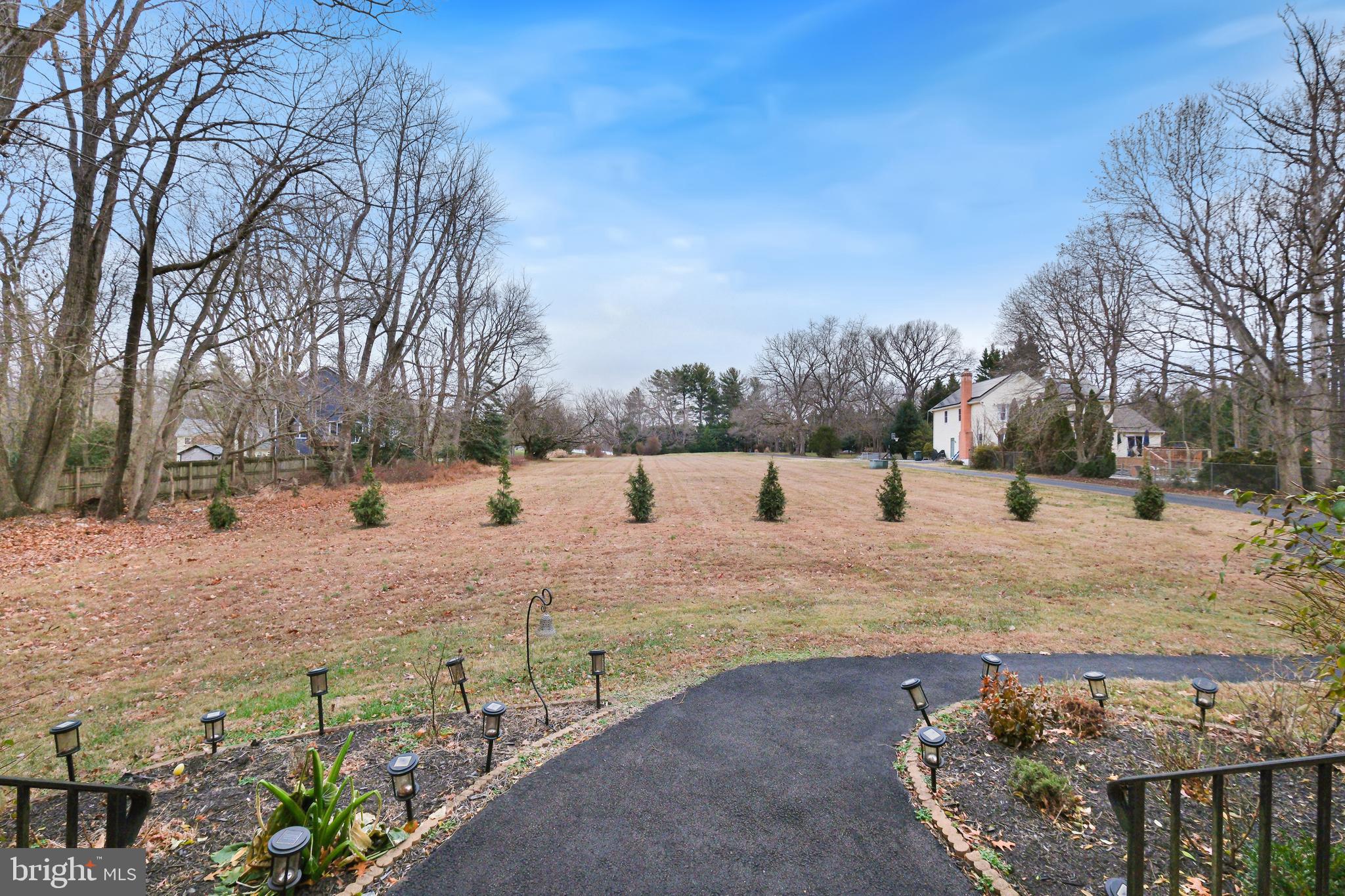 DARNESTOWN OUTSIDE - Residential