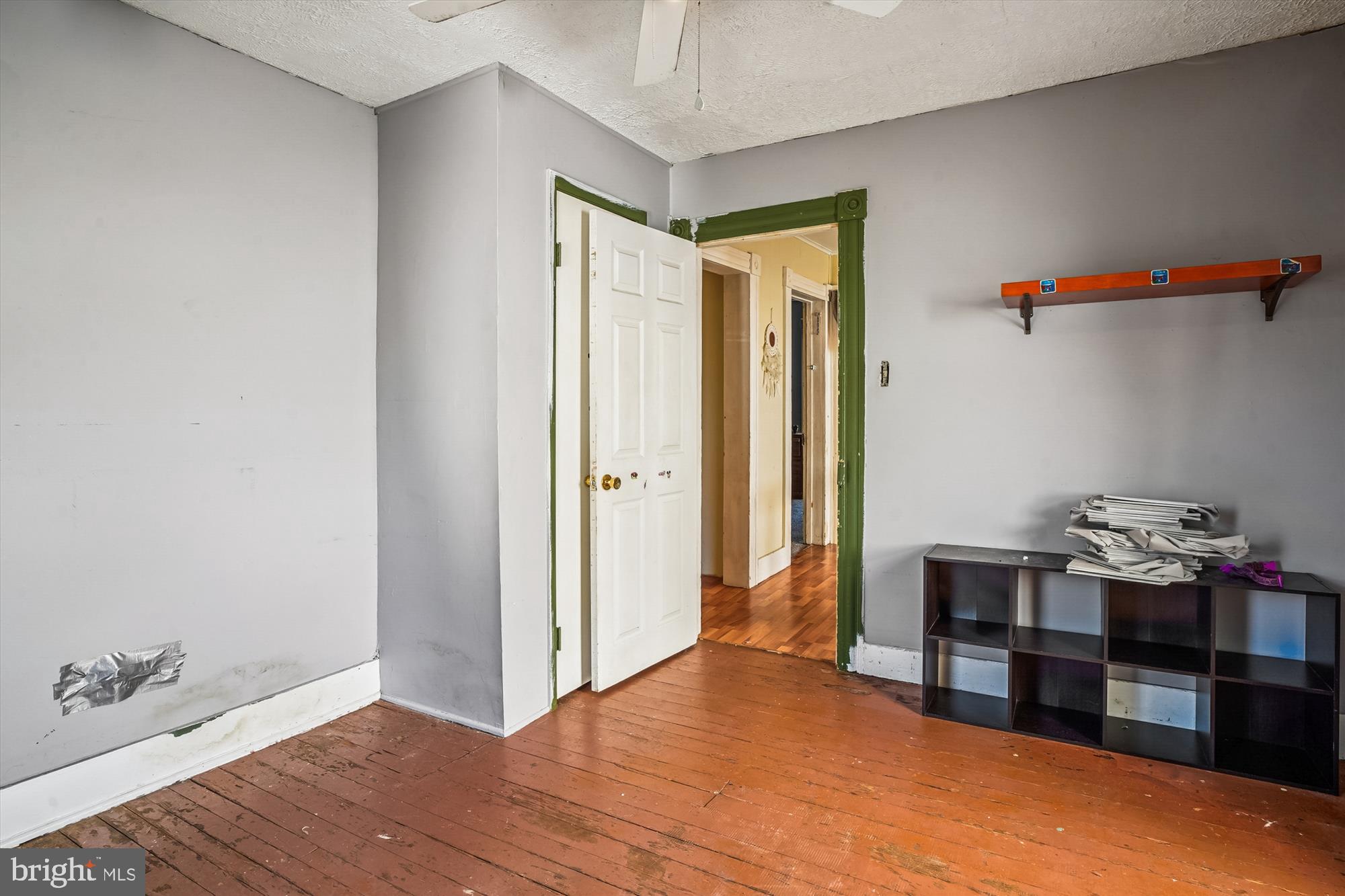 EASTON - Residential