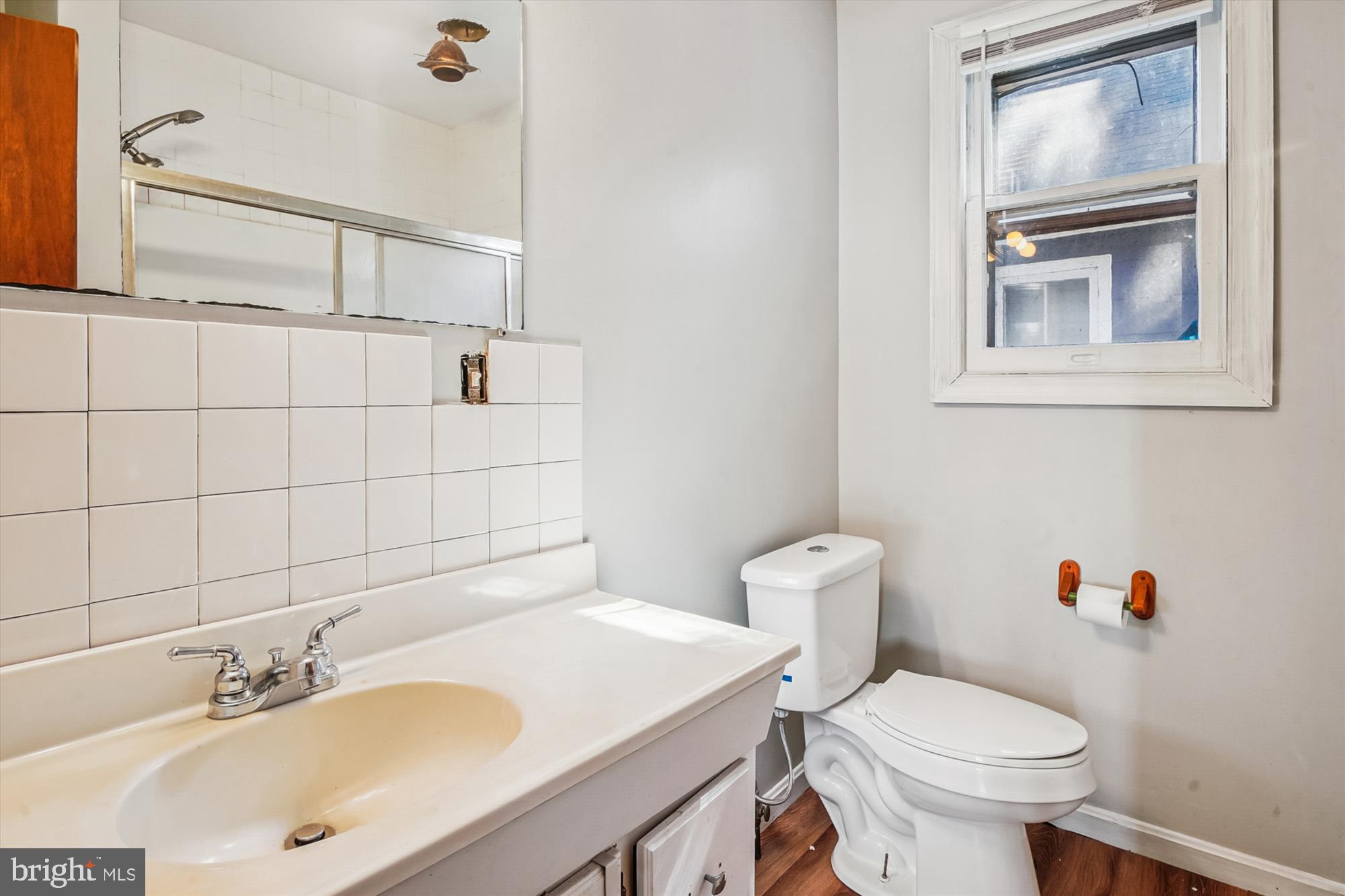 EASTON - Residential