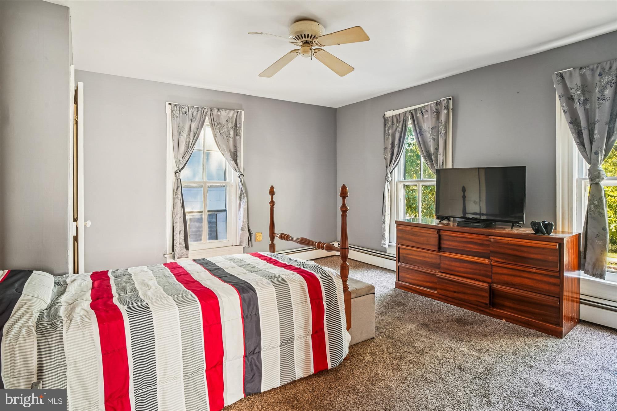 EASTON - Residential