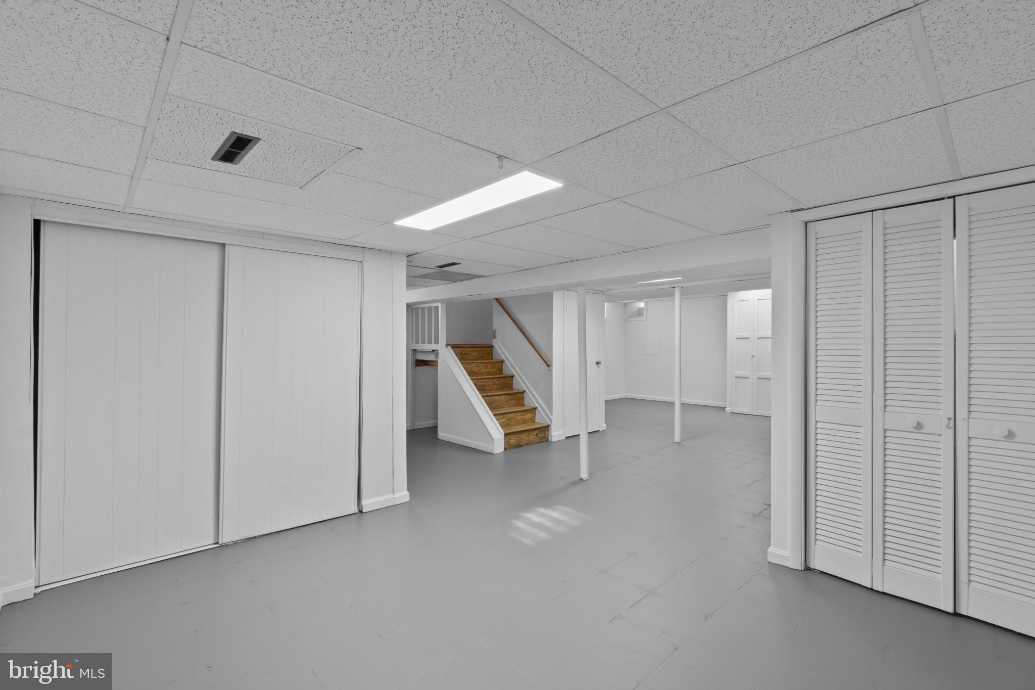 WARREN PURCHASE - Residential