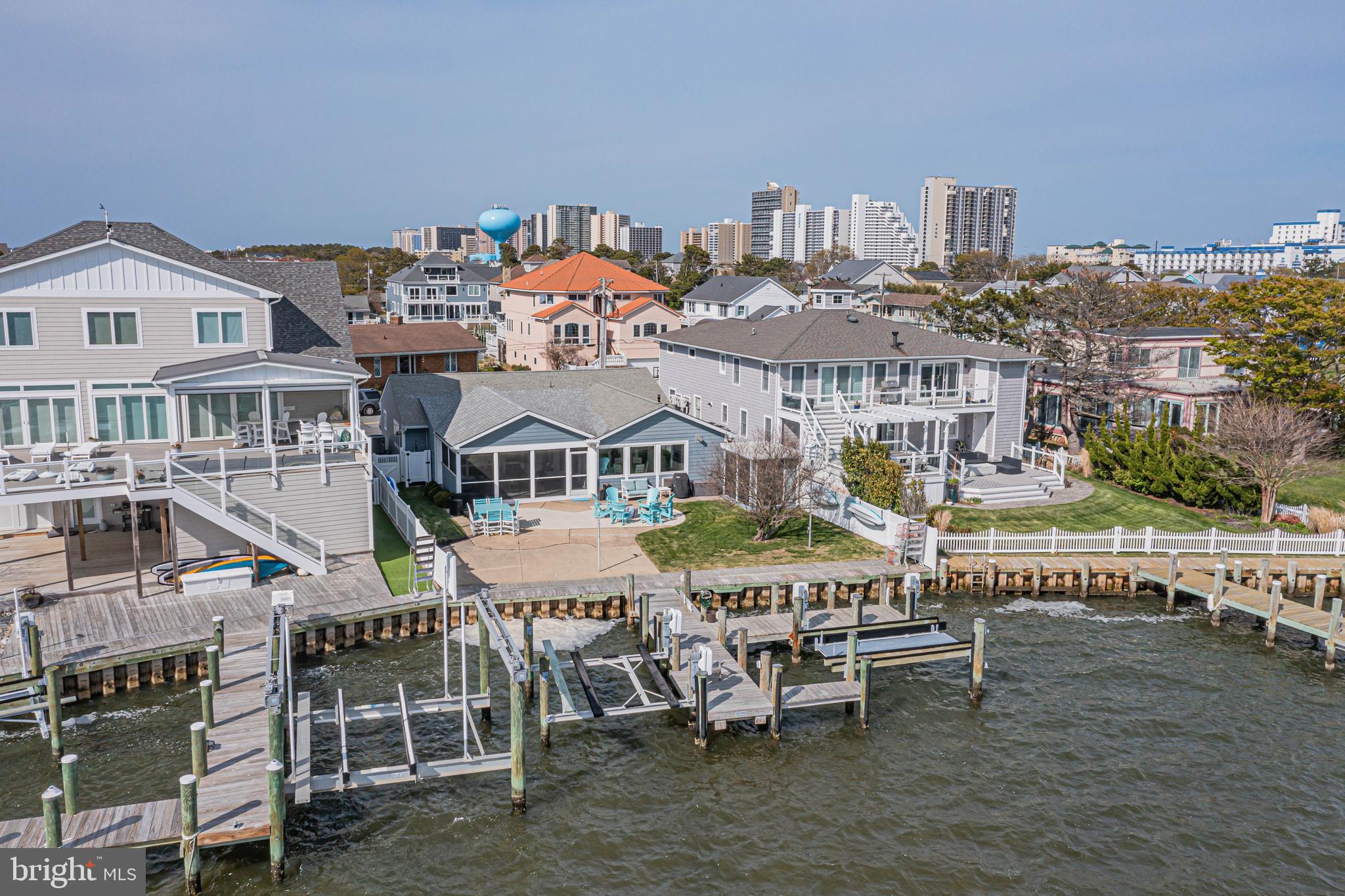 LITTLE SALISBURY - Residential