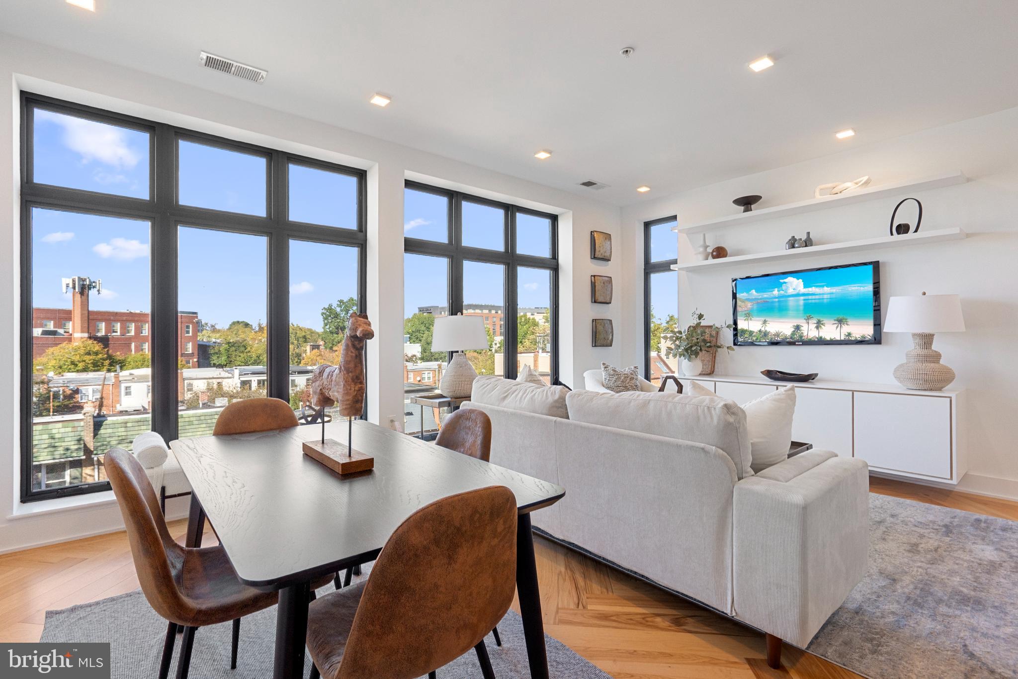 1345 K STREET SE 401