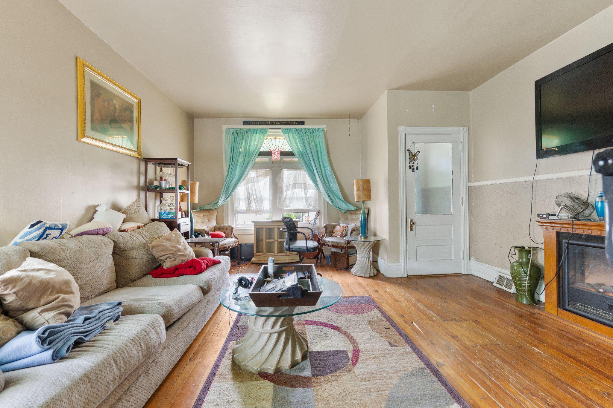397 N FRANKLIN STREET