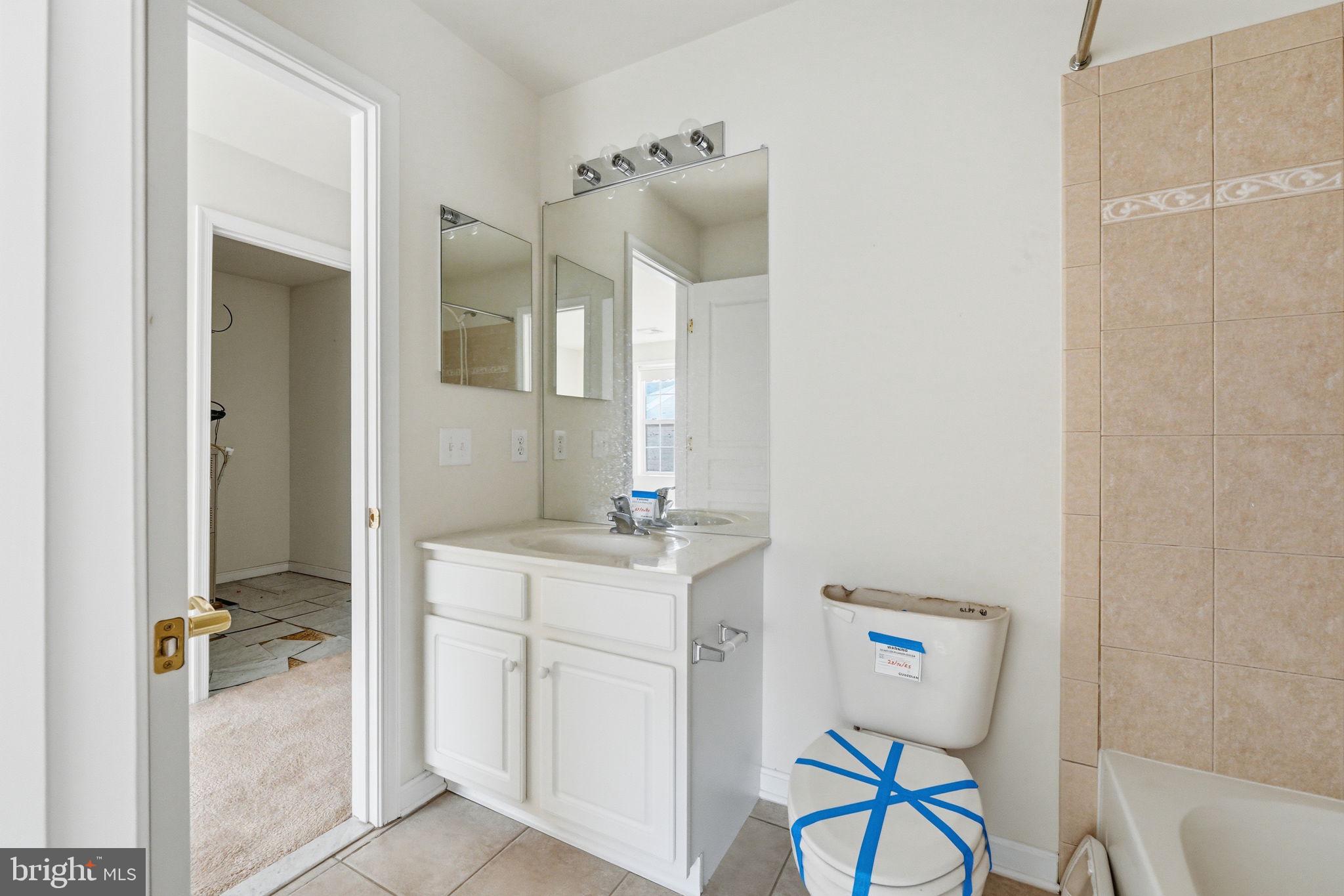 TRADITIONS AT LONG - Residential