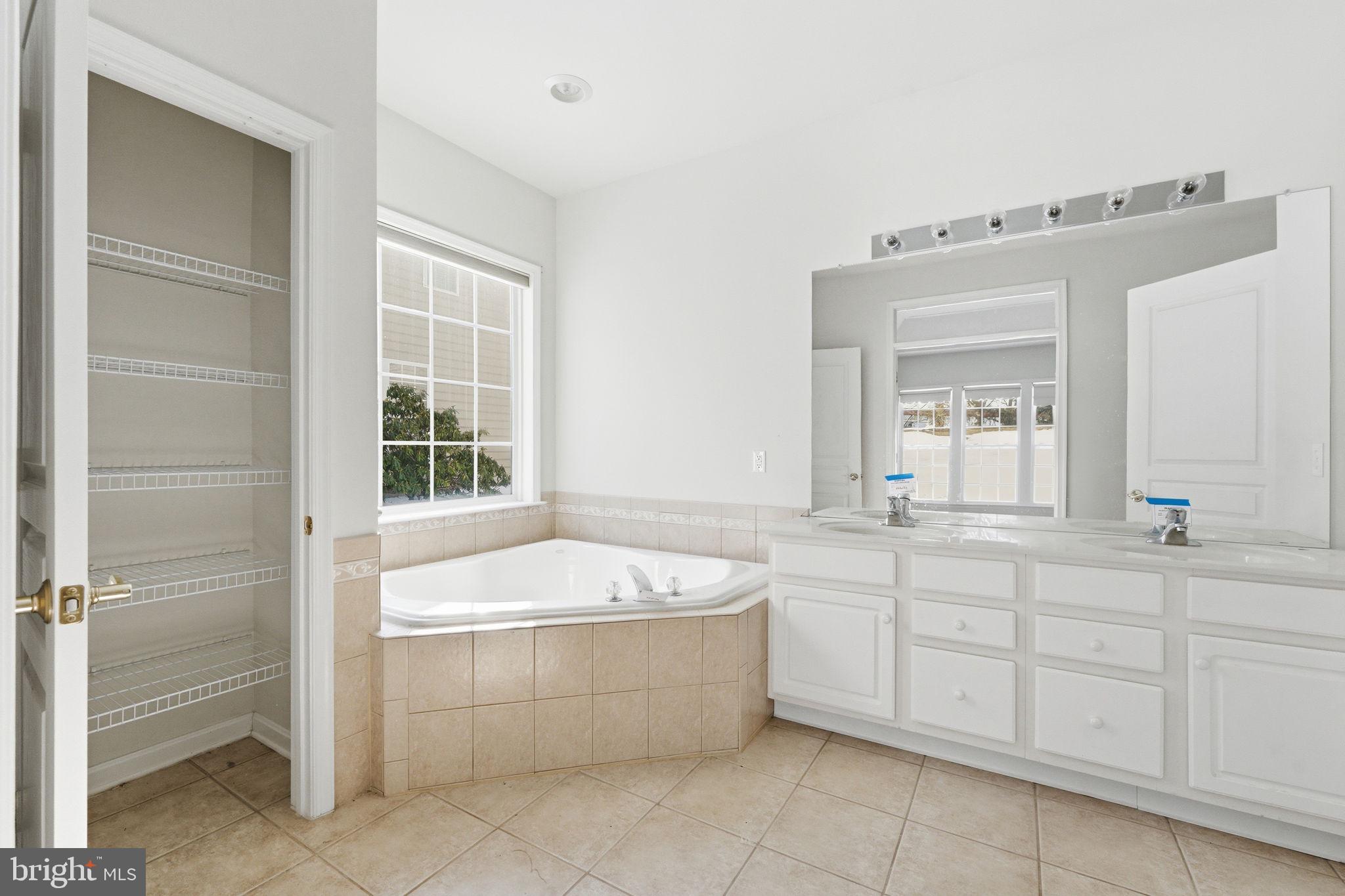 TRADITIONS AT LONG - Residential