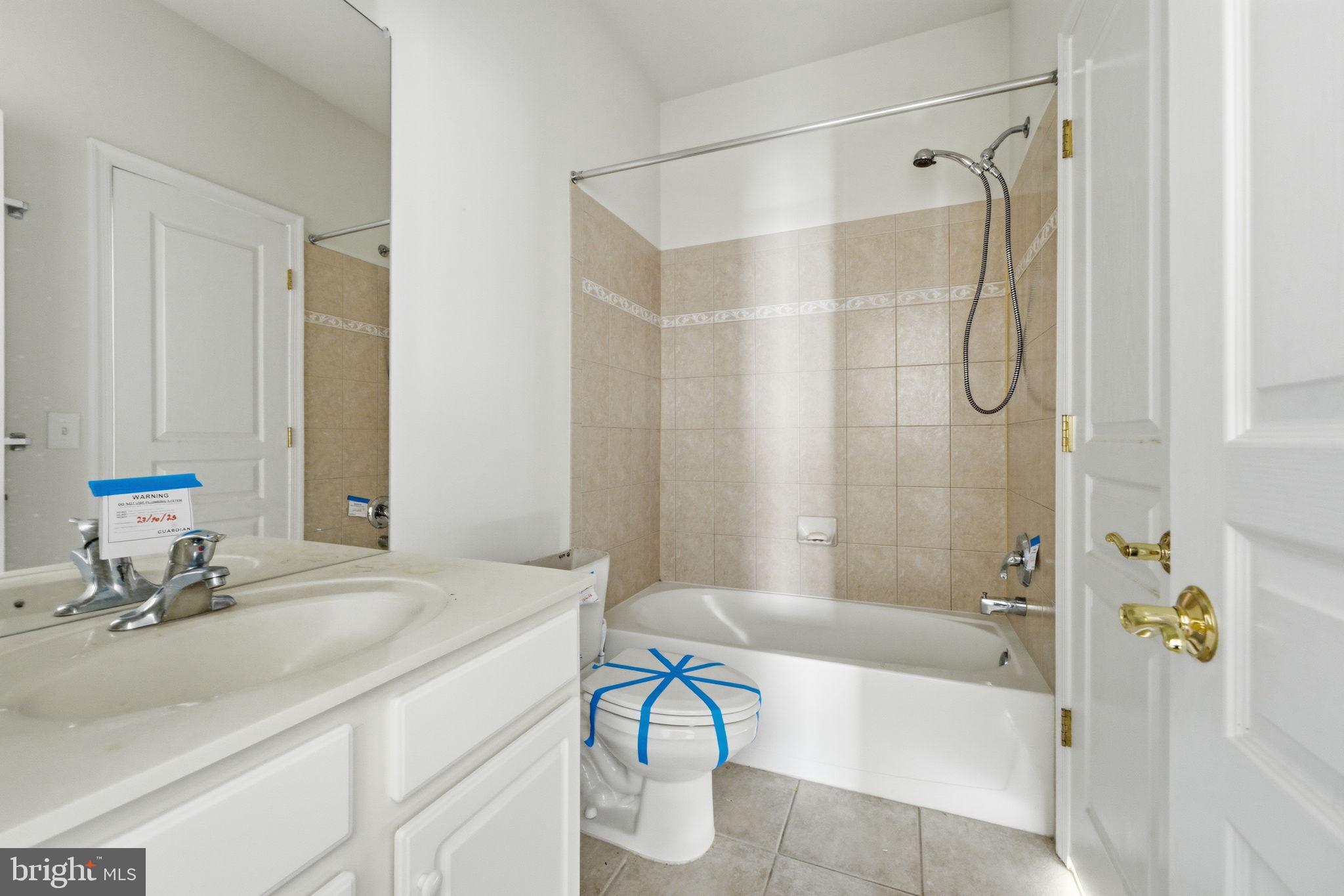 TRADITIONS AT LONG - Residential