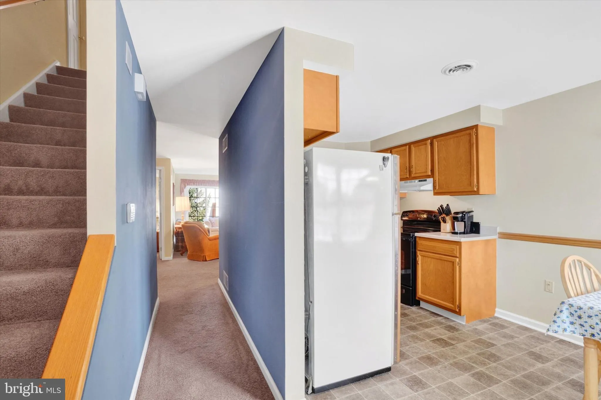 York, Pennsylvania 17408, United States, 3 Bedrooms Bedrooms, ,2 BathroomsBathrooms,Residential,Pending,216324