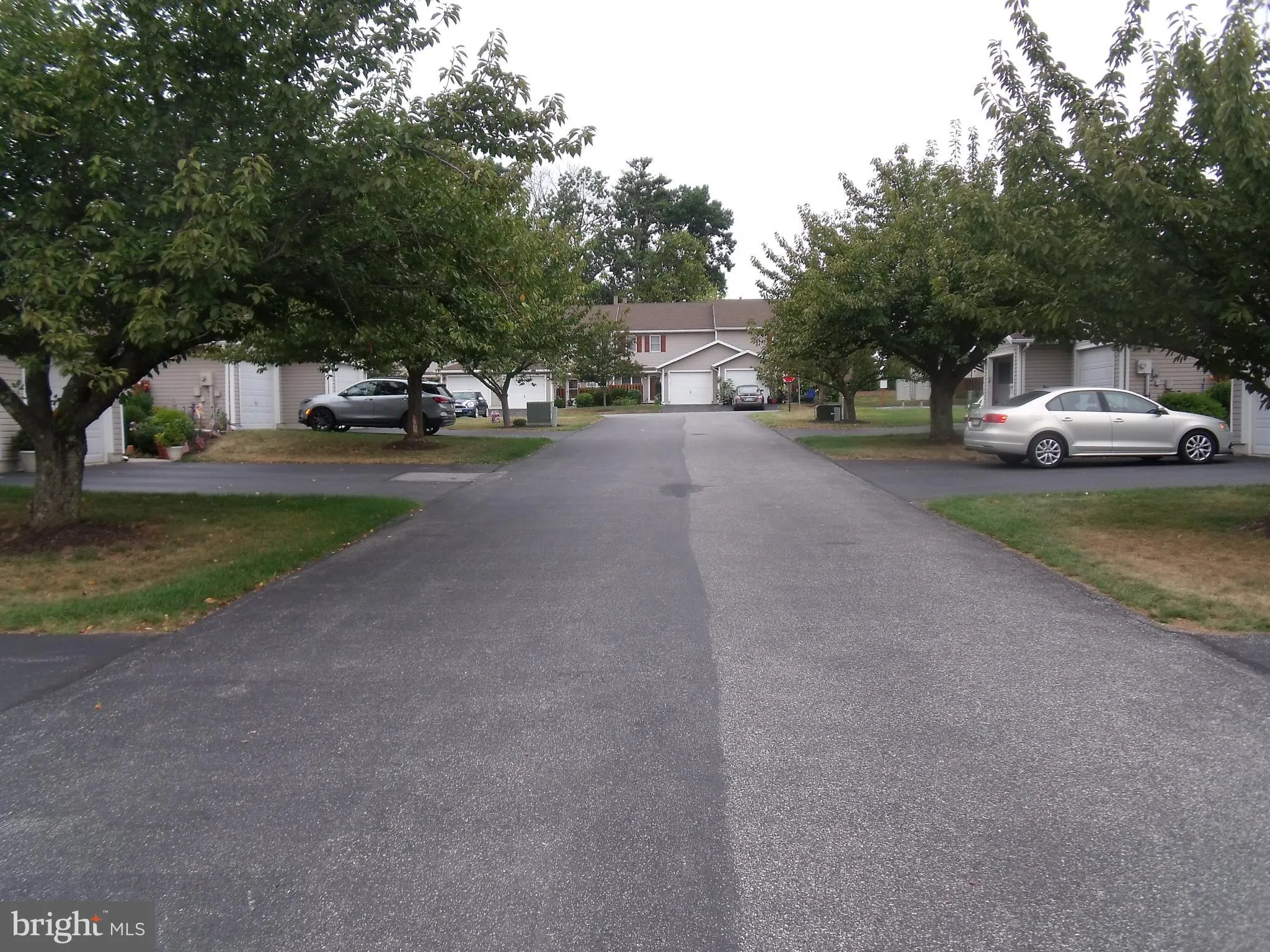 York, Pennsylvania 17408, United States, 3 Bedrooms Bedrooms, ,2 BathroomsBathrooms,Residential,Pending,216324