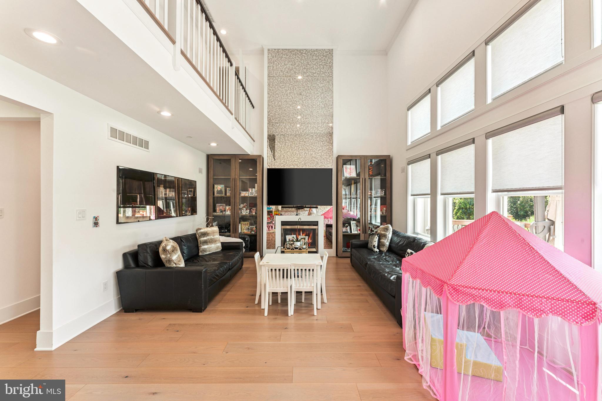 JUNIPER HILL - Residential