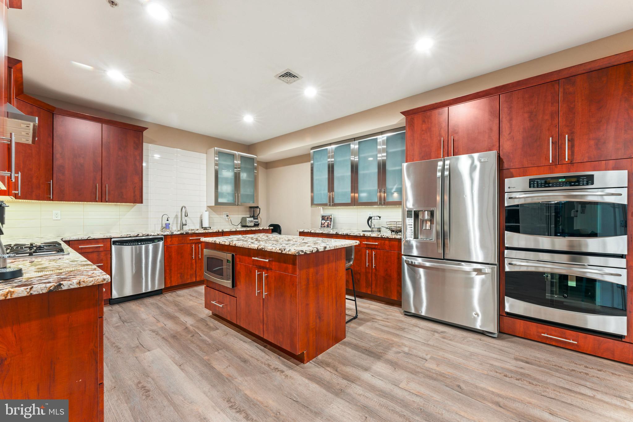 JUNIPER HILL - Residential