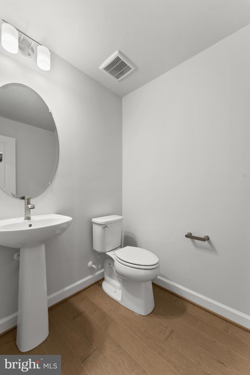 POTOMAC OVERLOOK - Residential