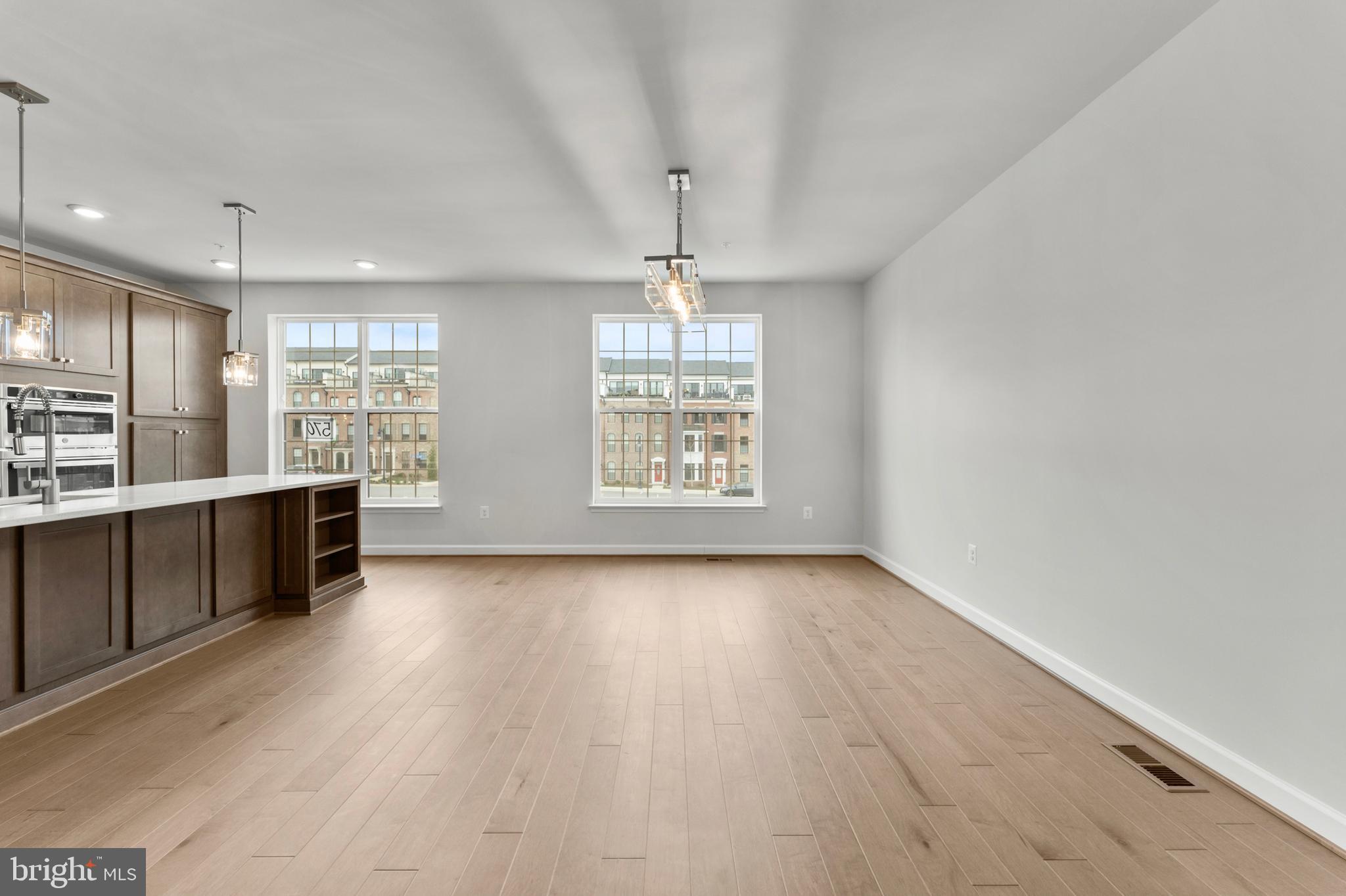 POTOMAC OVERLOOK - Residential