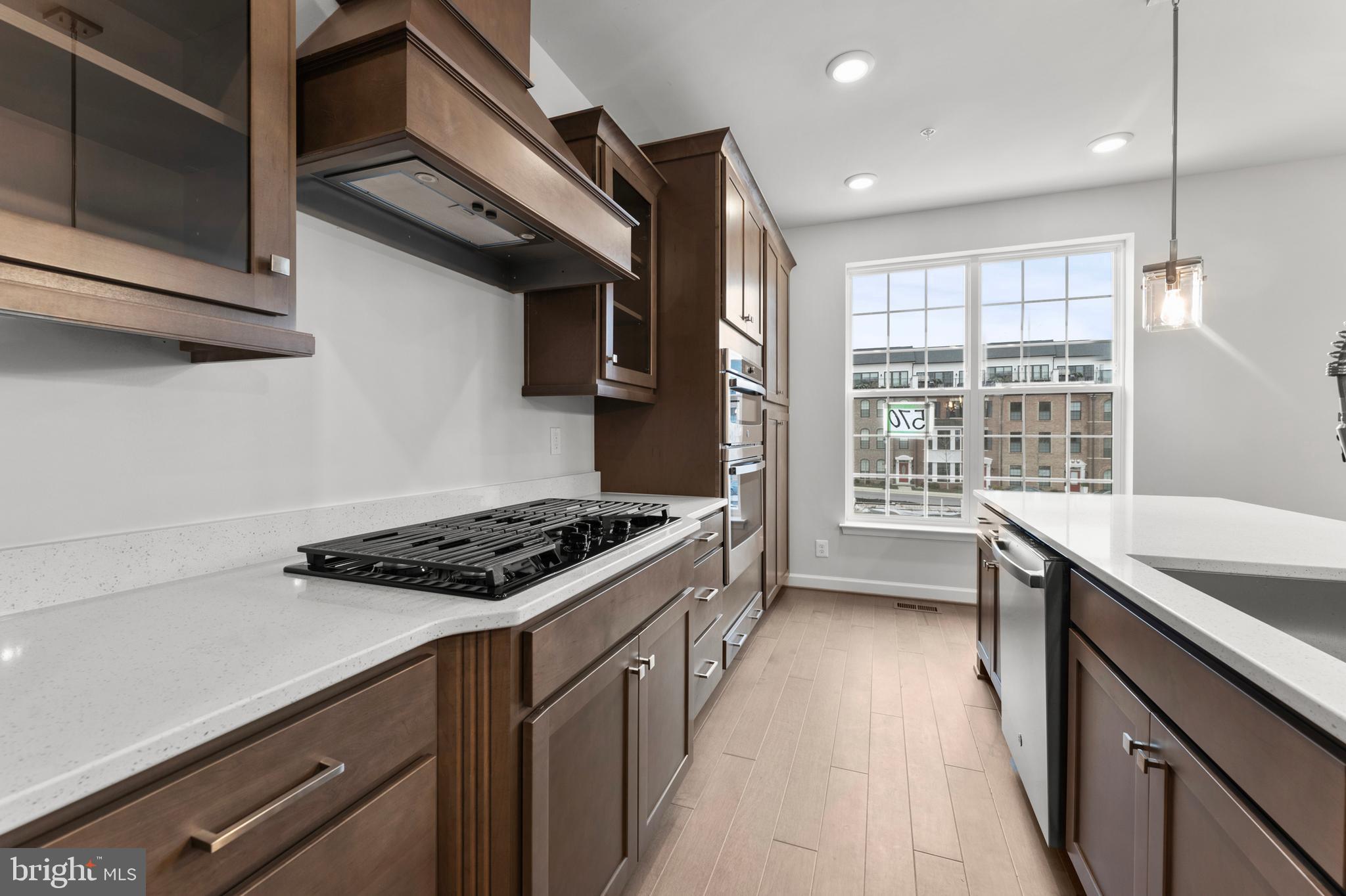 POTOMAC OVERLOOK - Residential