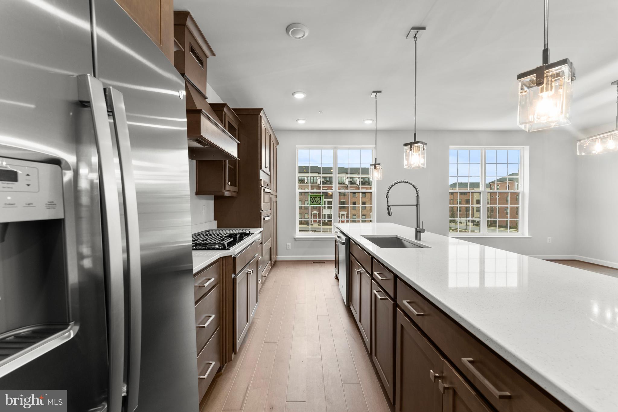 POTOMAC OVERLOOK - Residential