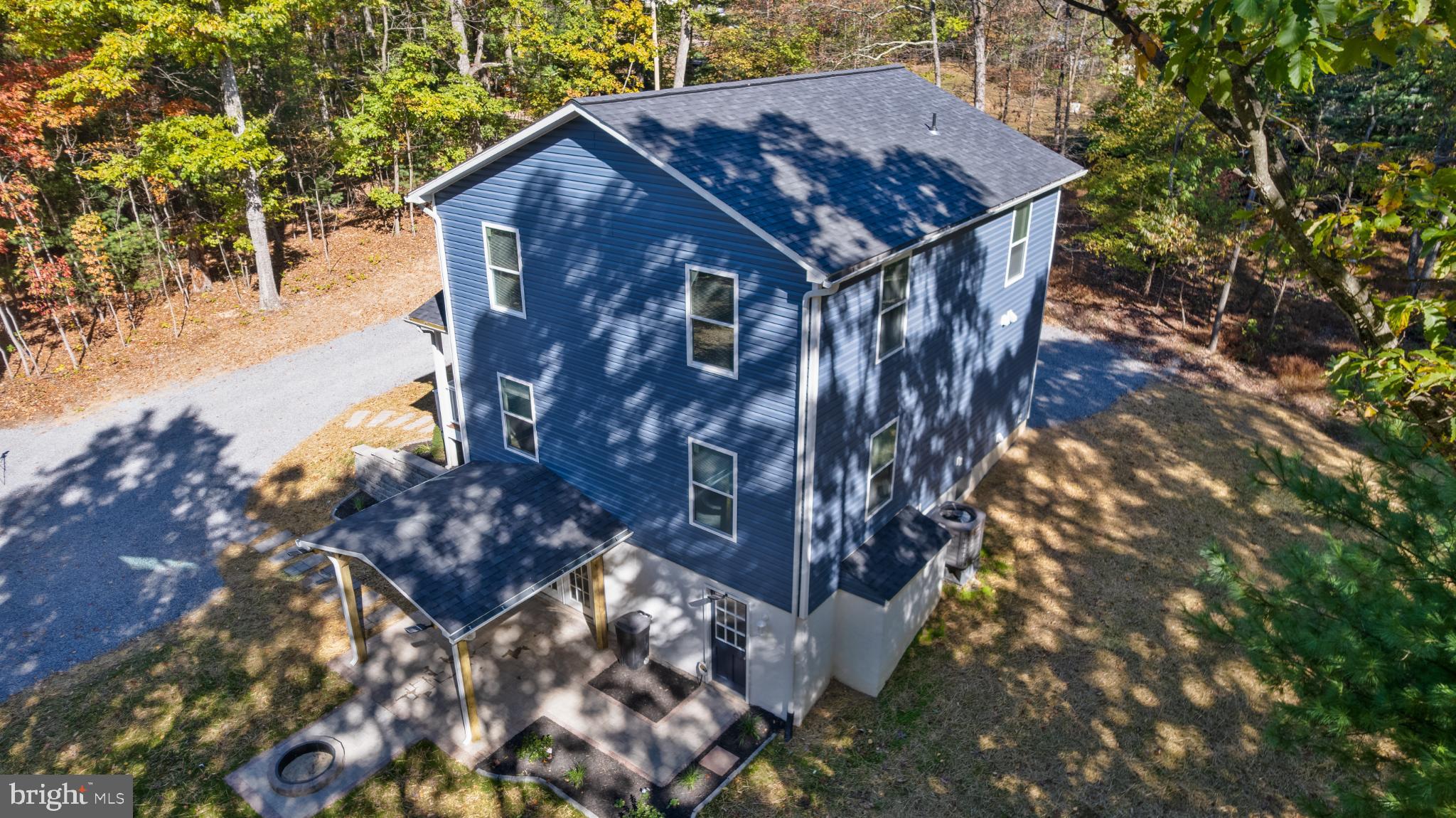 EARL ACRES - Residential