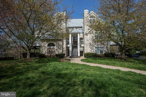 Condo For Rent - 921 Hillside Lake Terrace #304<br/> Montgomery County, GAITHERSBURG, MD 20878